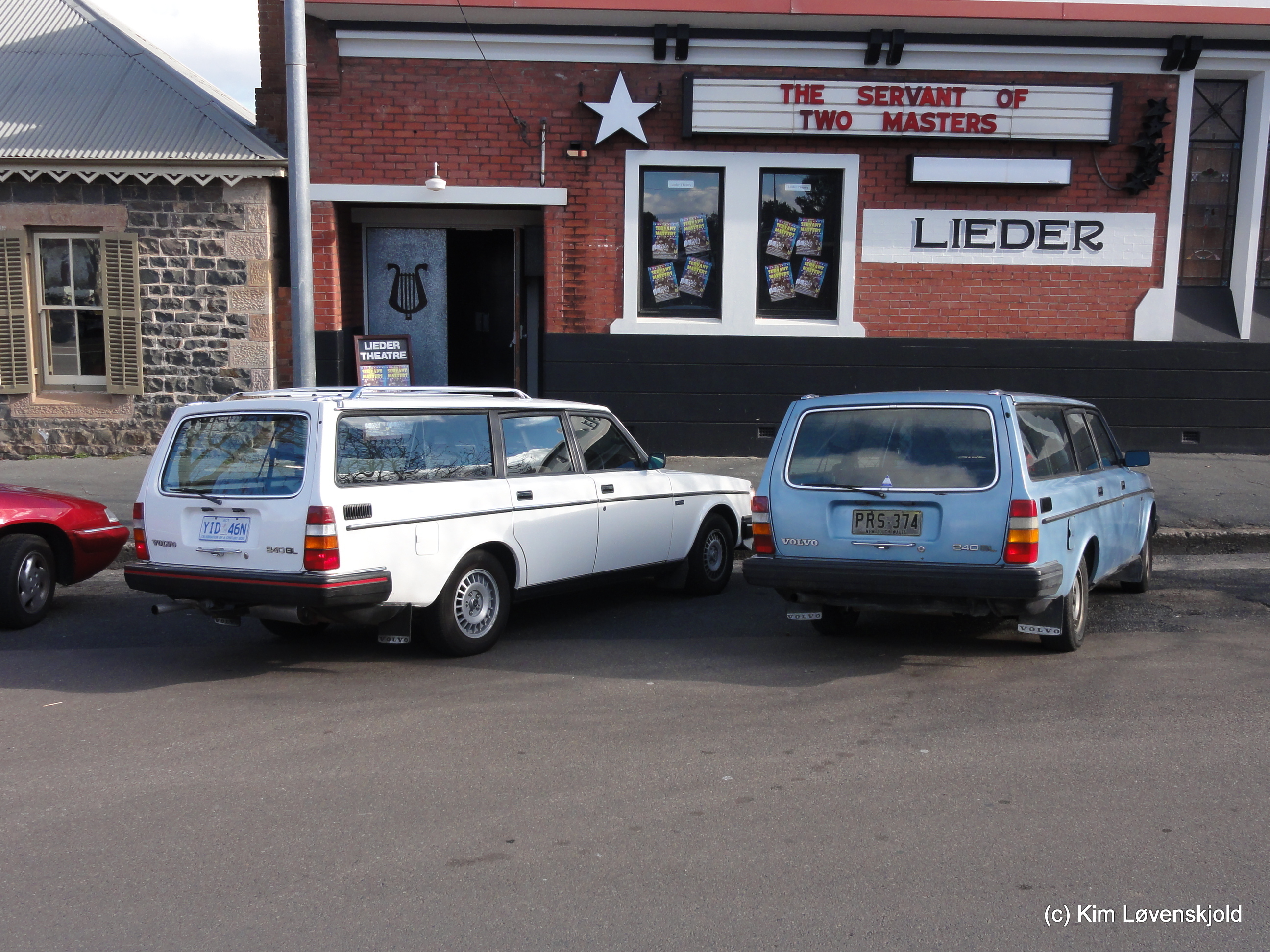 2 x 1985' Volvo 240 GL