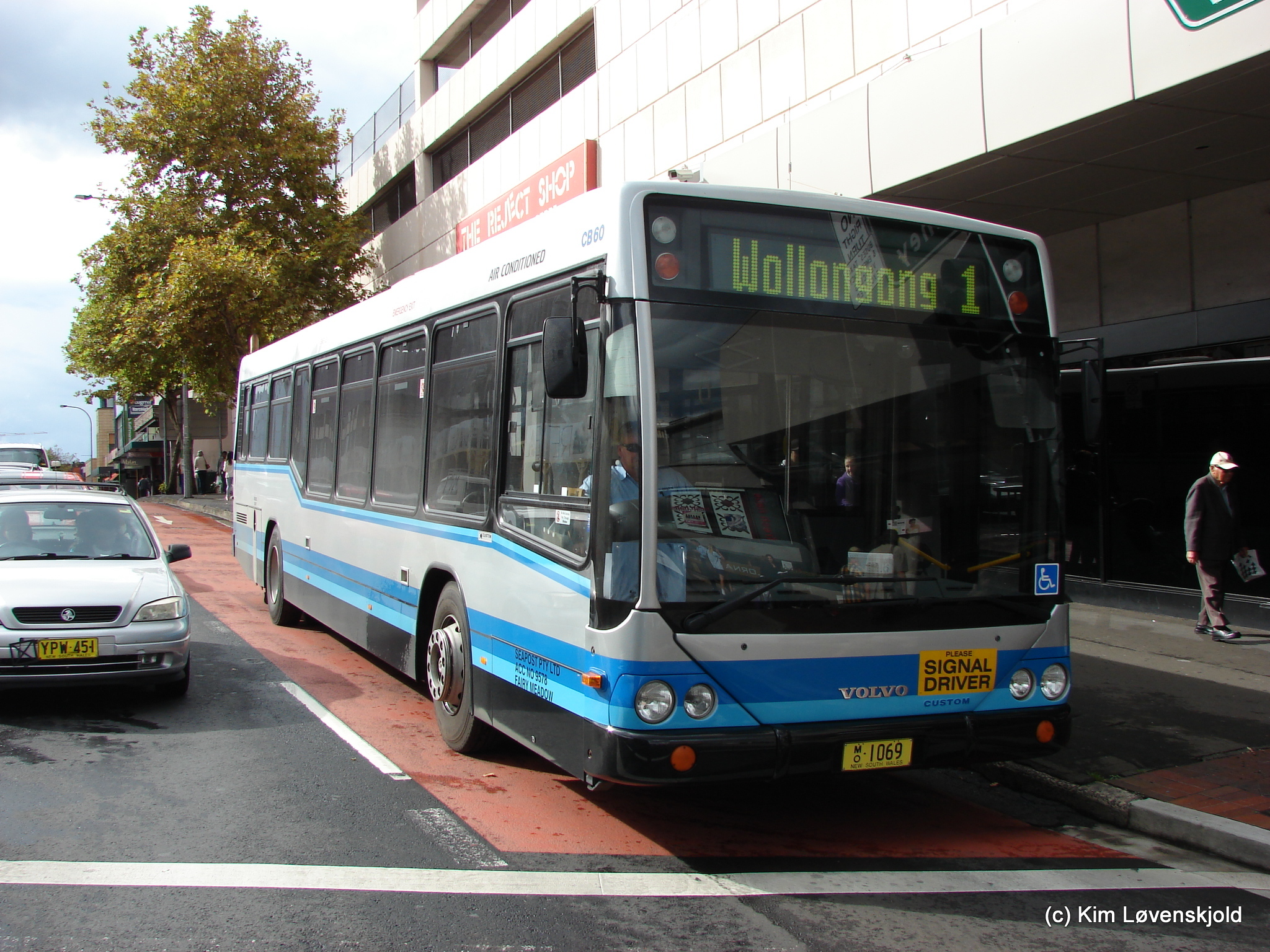 2003' Volvo B12BLE Custom Coaches CB60