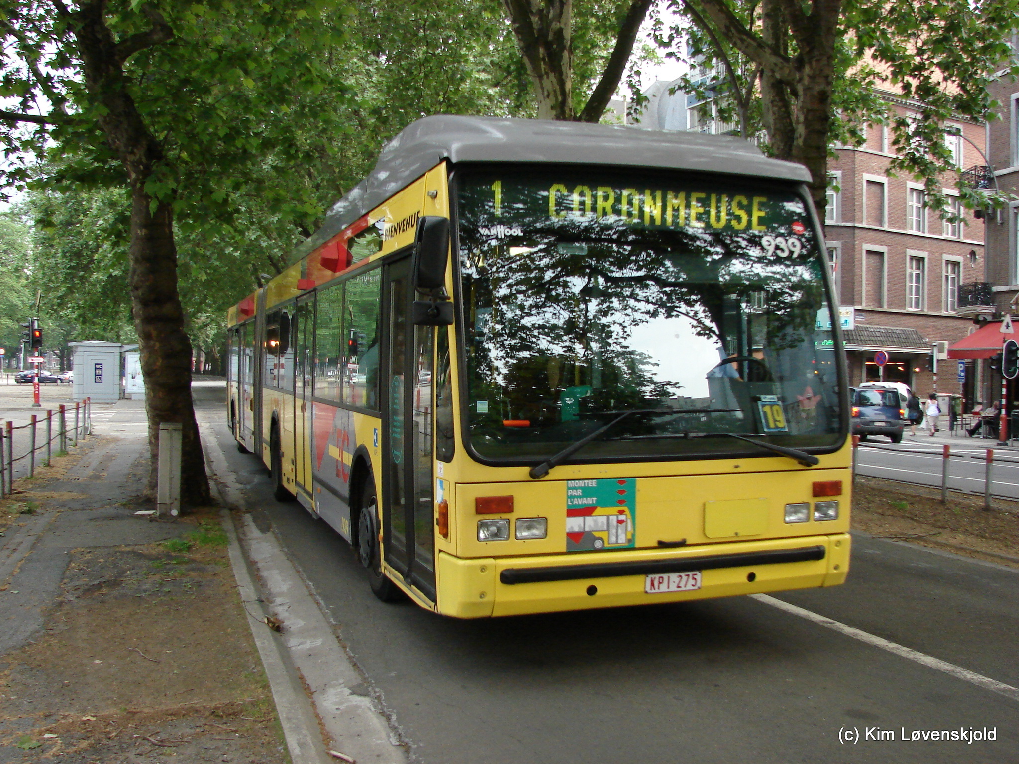 2003' Van Hool AG300