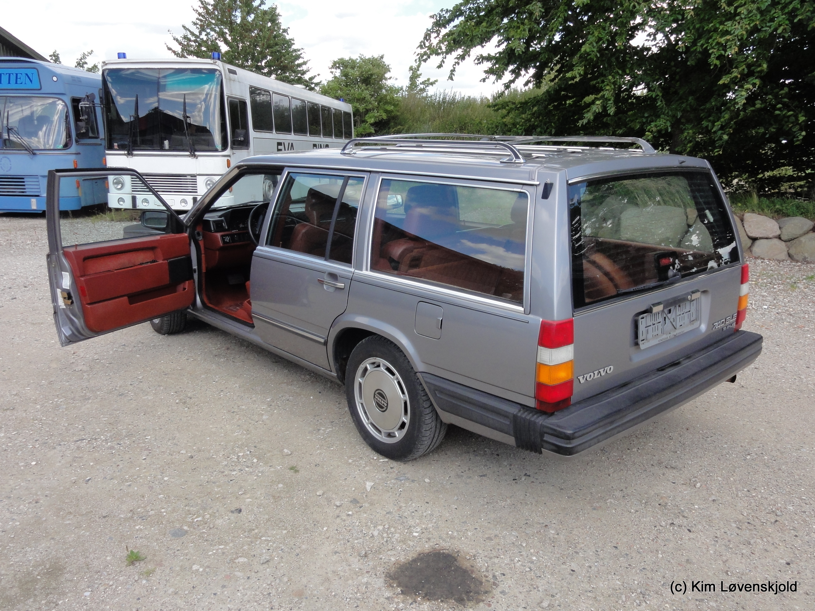 1989' Volvo 740 GLE (US model) 16V
