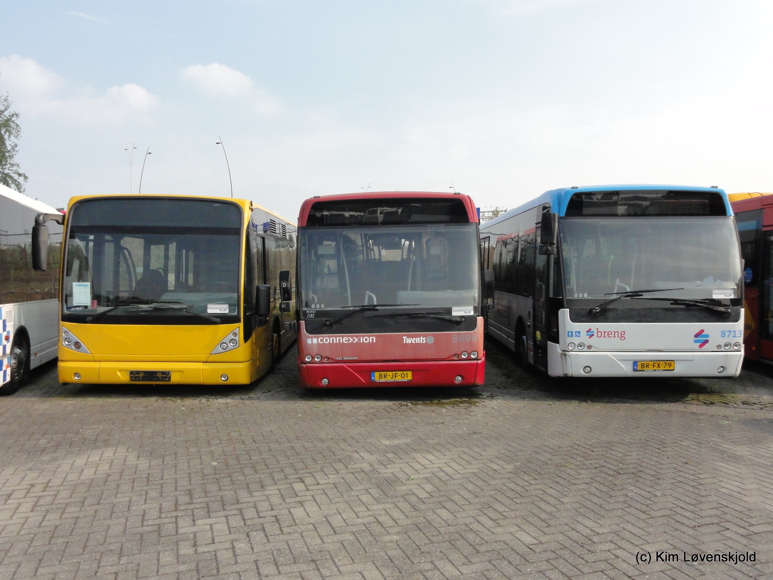 Van Hool New A.. & 2x VDL SB200 Ambassador