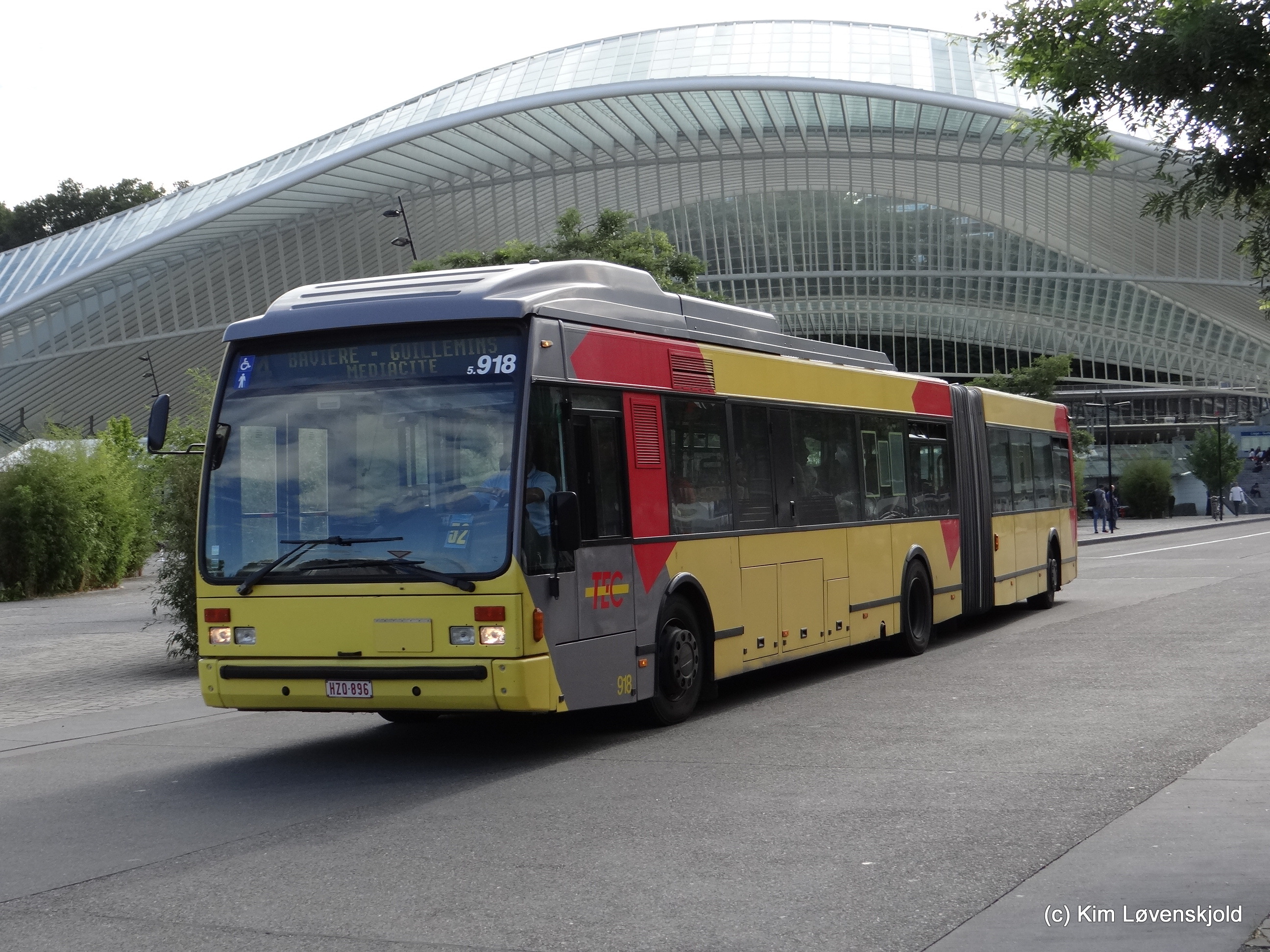 2003' Van Hool AG300