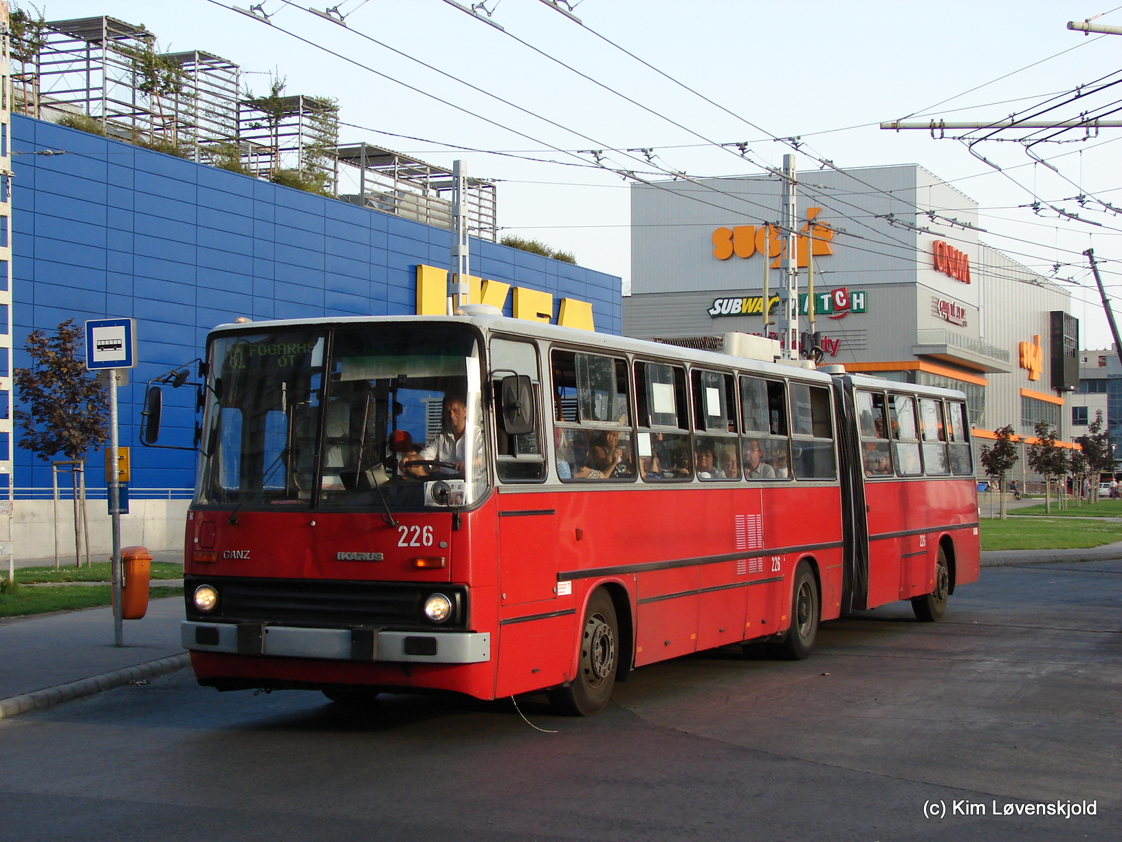 Ikarus 280T