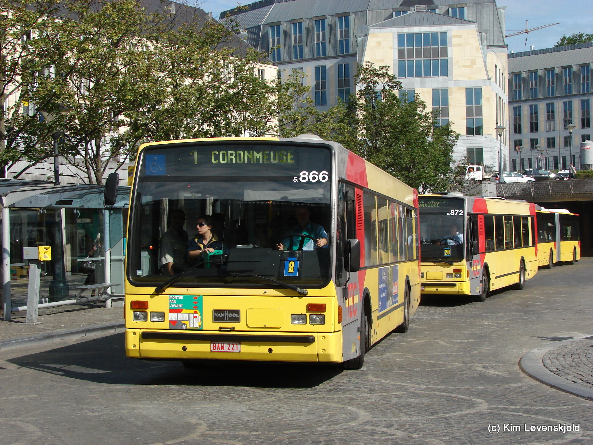 2000' Van Hool A320