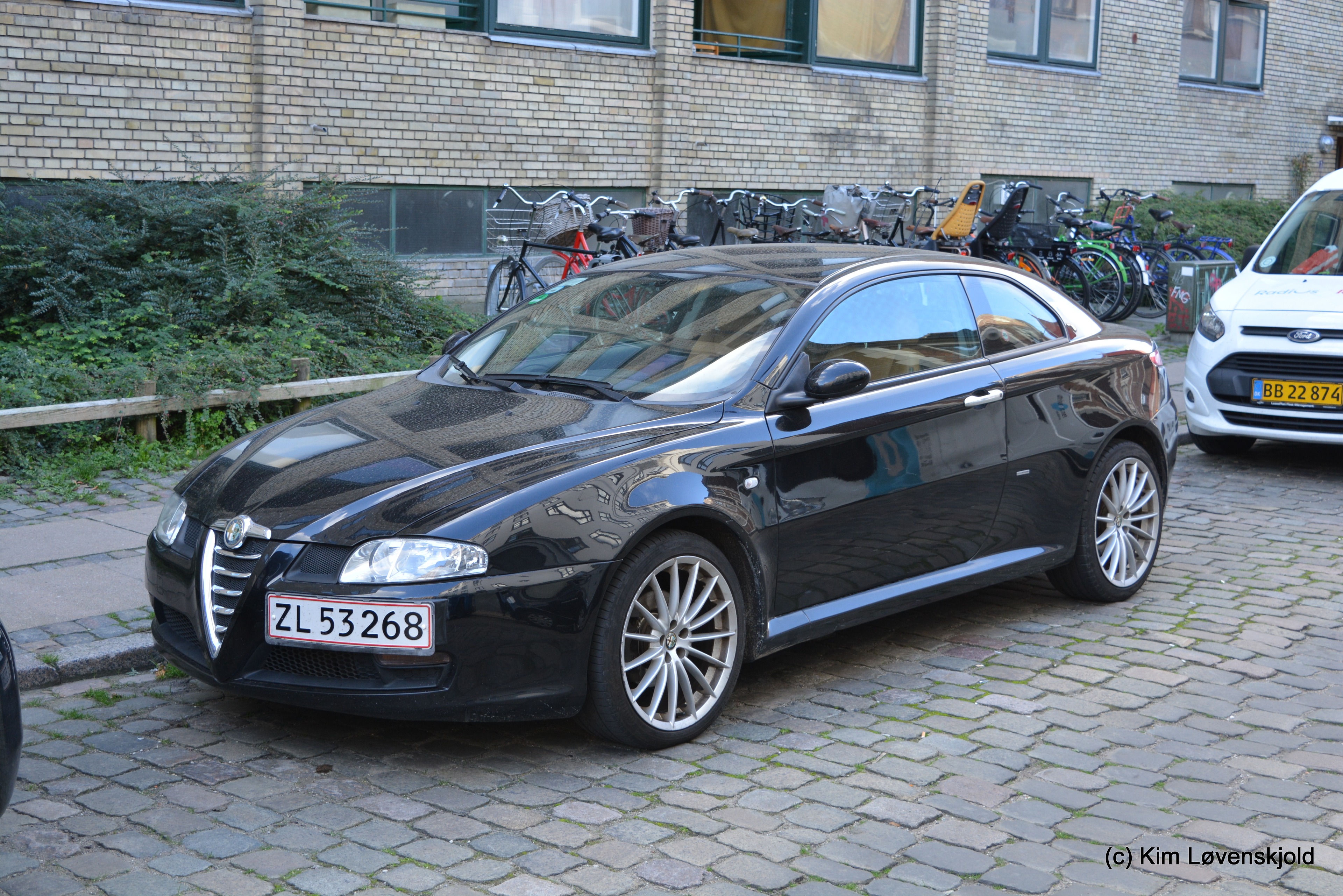2005' Alfa Romeo GT