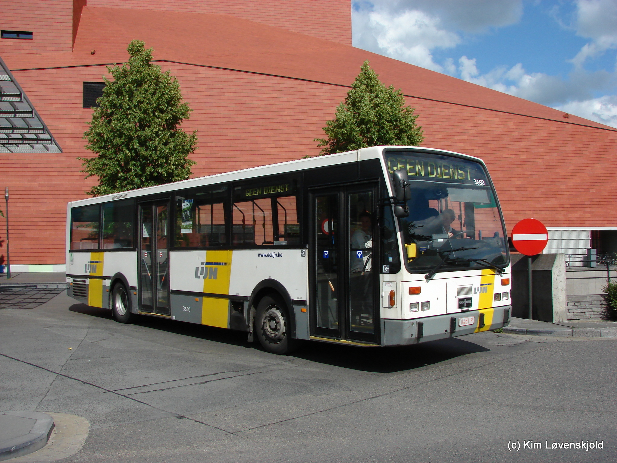 1999' Van Hool A600