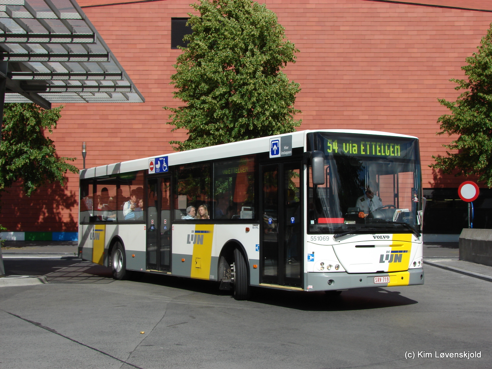 2002' Volvo B7RLE Jonckheere Transit 2000