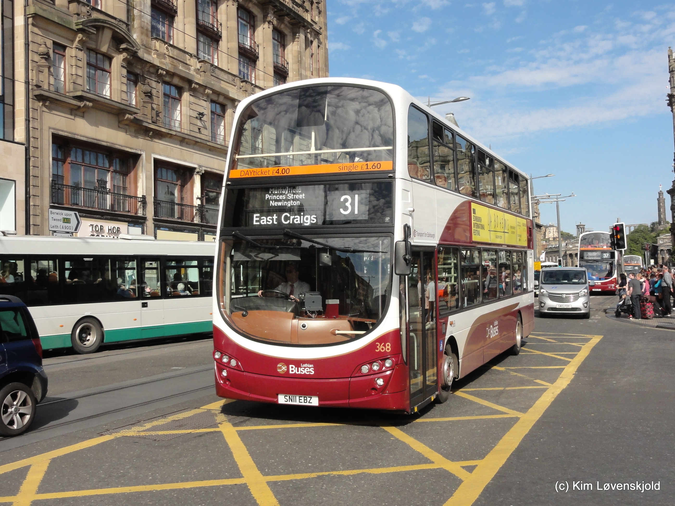 2011' Volvo B9TL Wright Eclipse Gemini 2