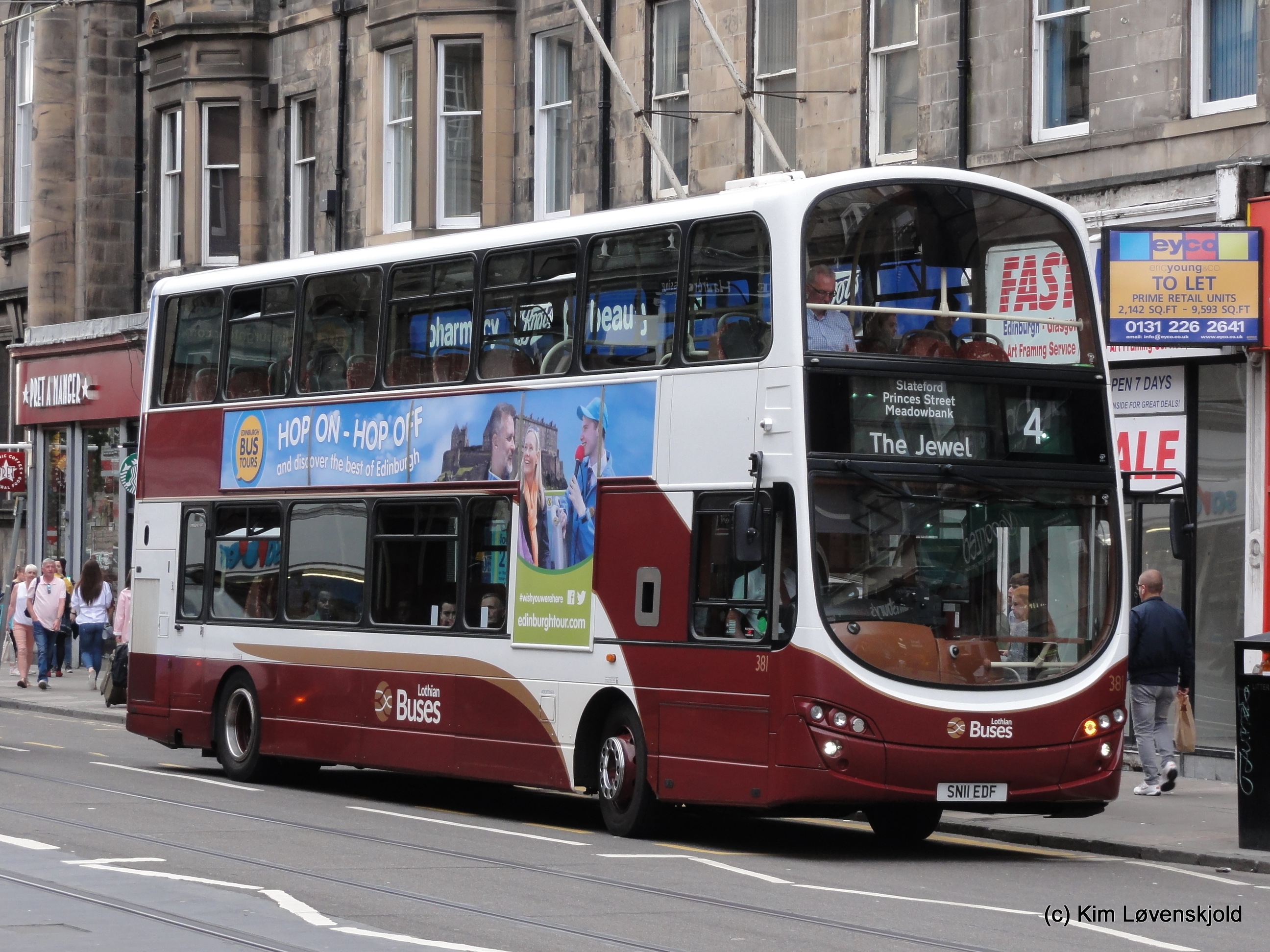 2011' Volvo B9TL Wright Eclipse Gemini 2