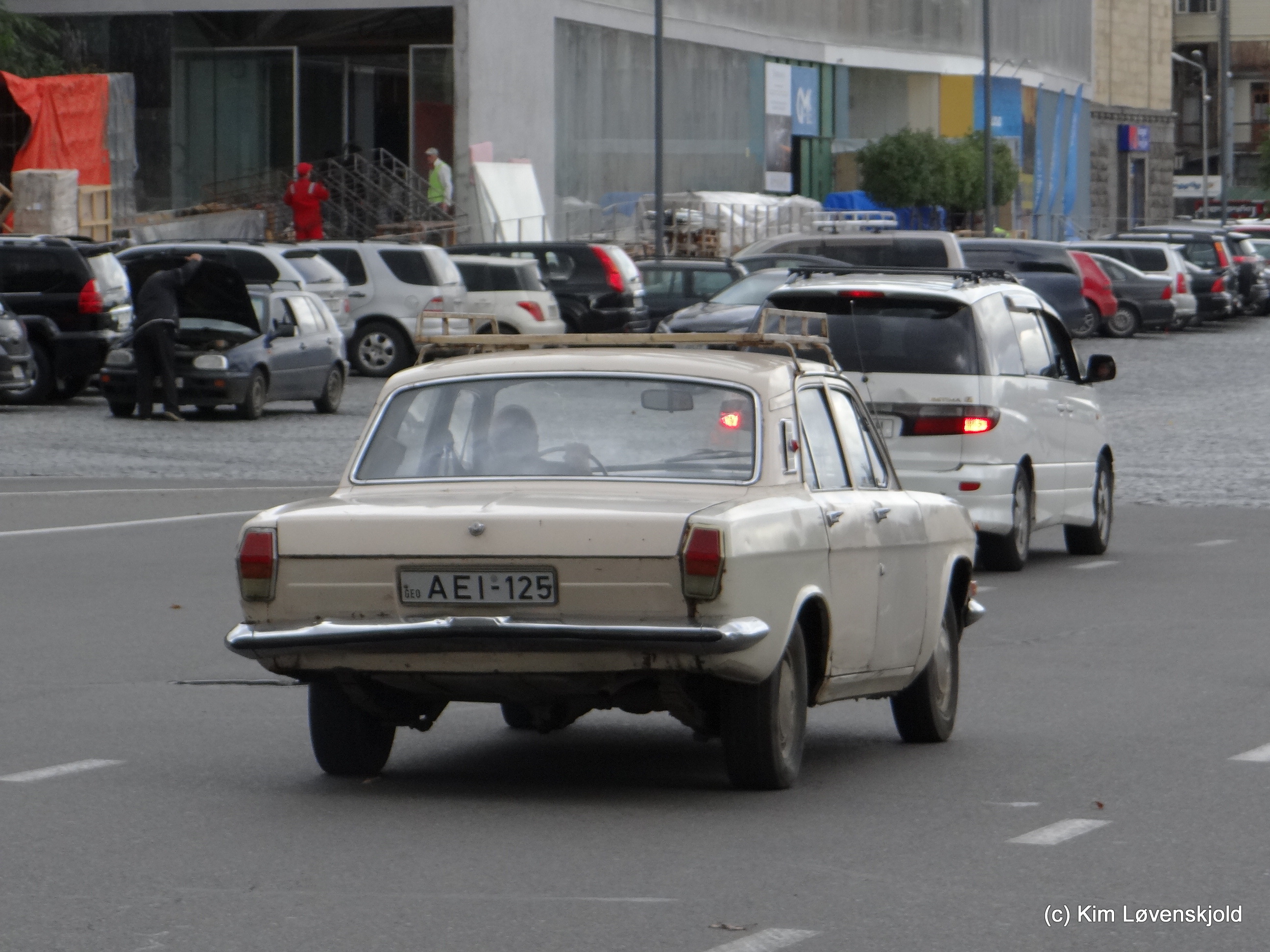 GAZ Volga 24