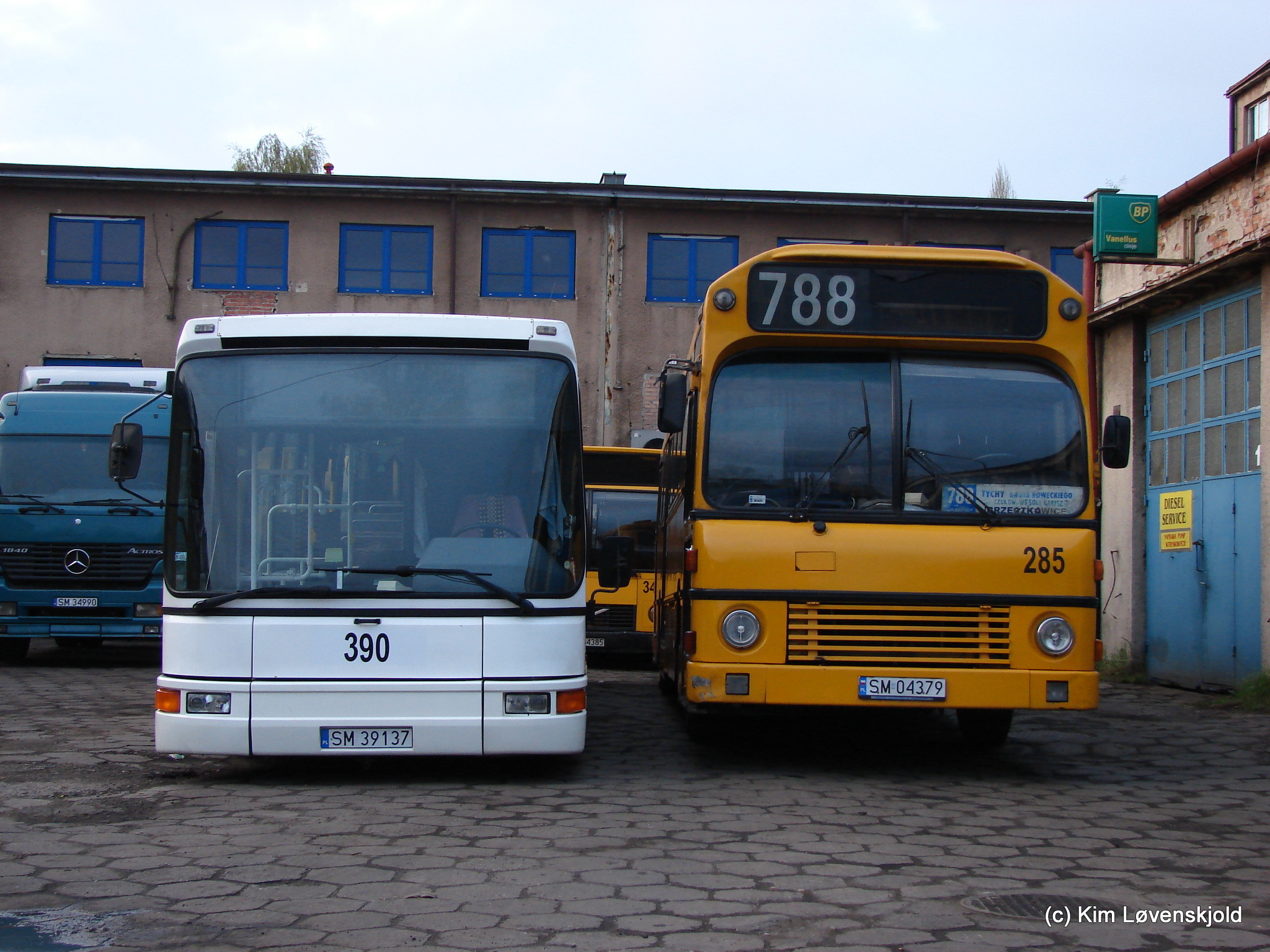 1996' DAB 15-1200C & 1982' Volvo B10M-60 Aabenraa