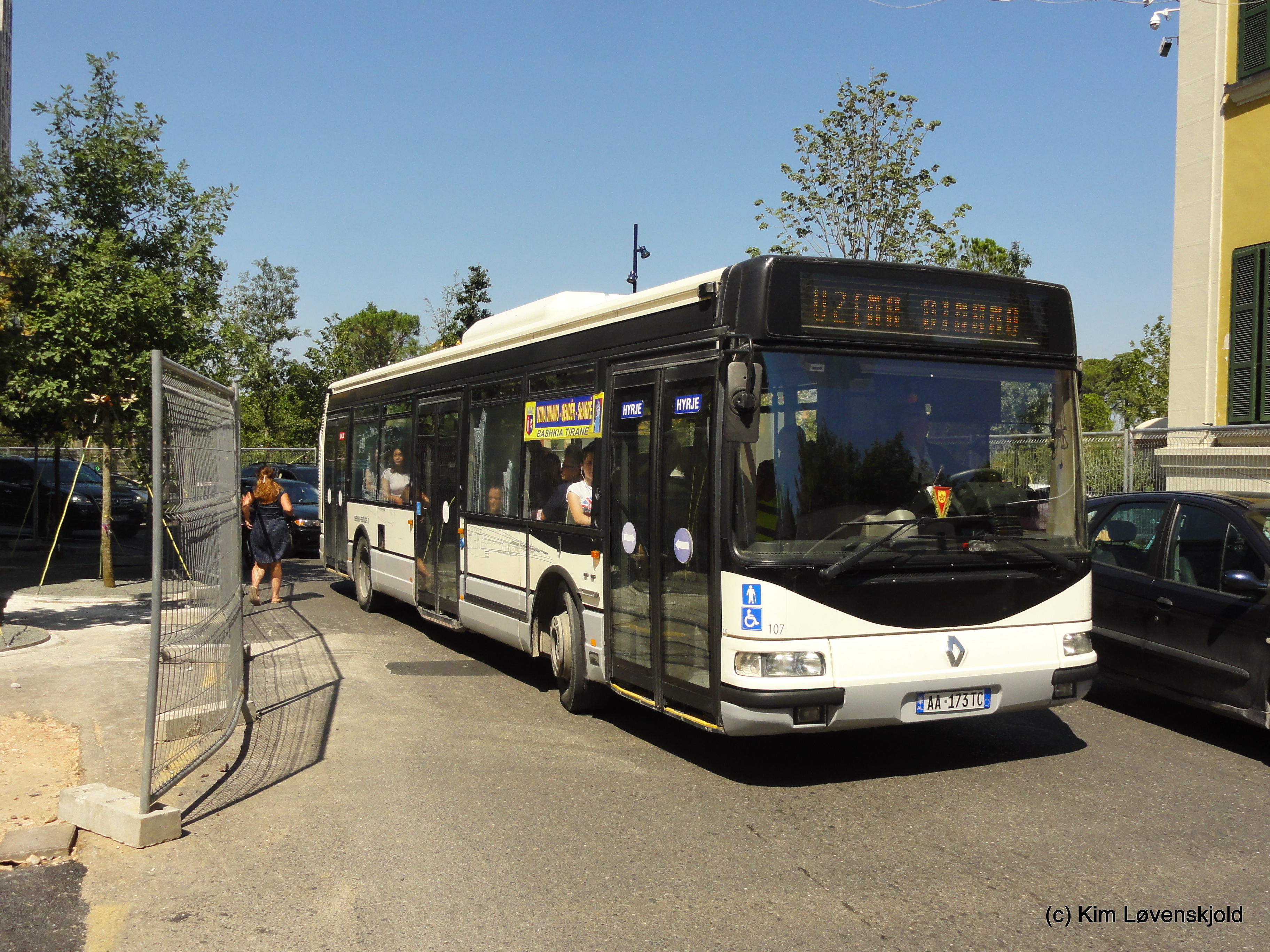 Renault Agora