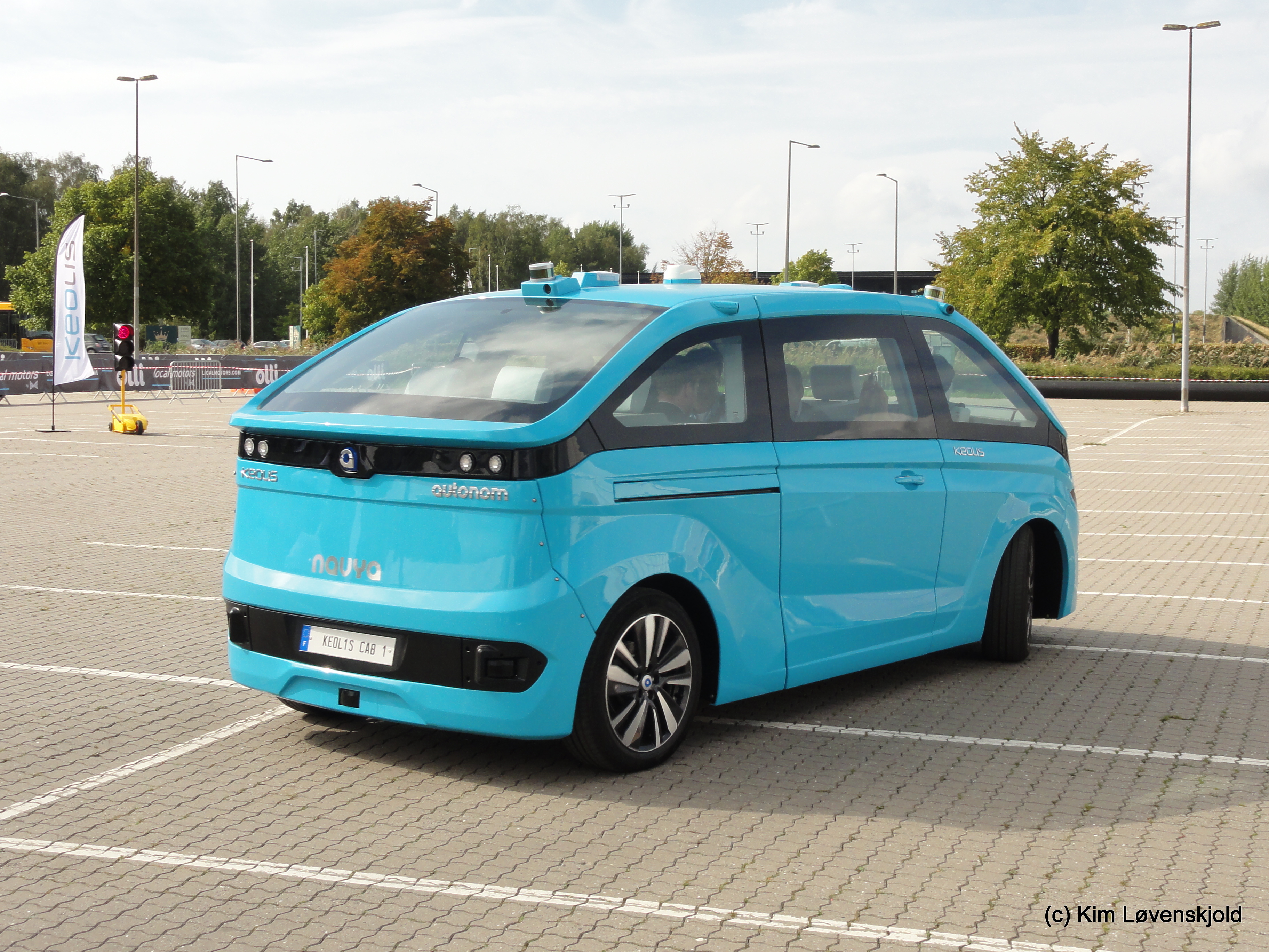 Driverless  minibus