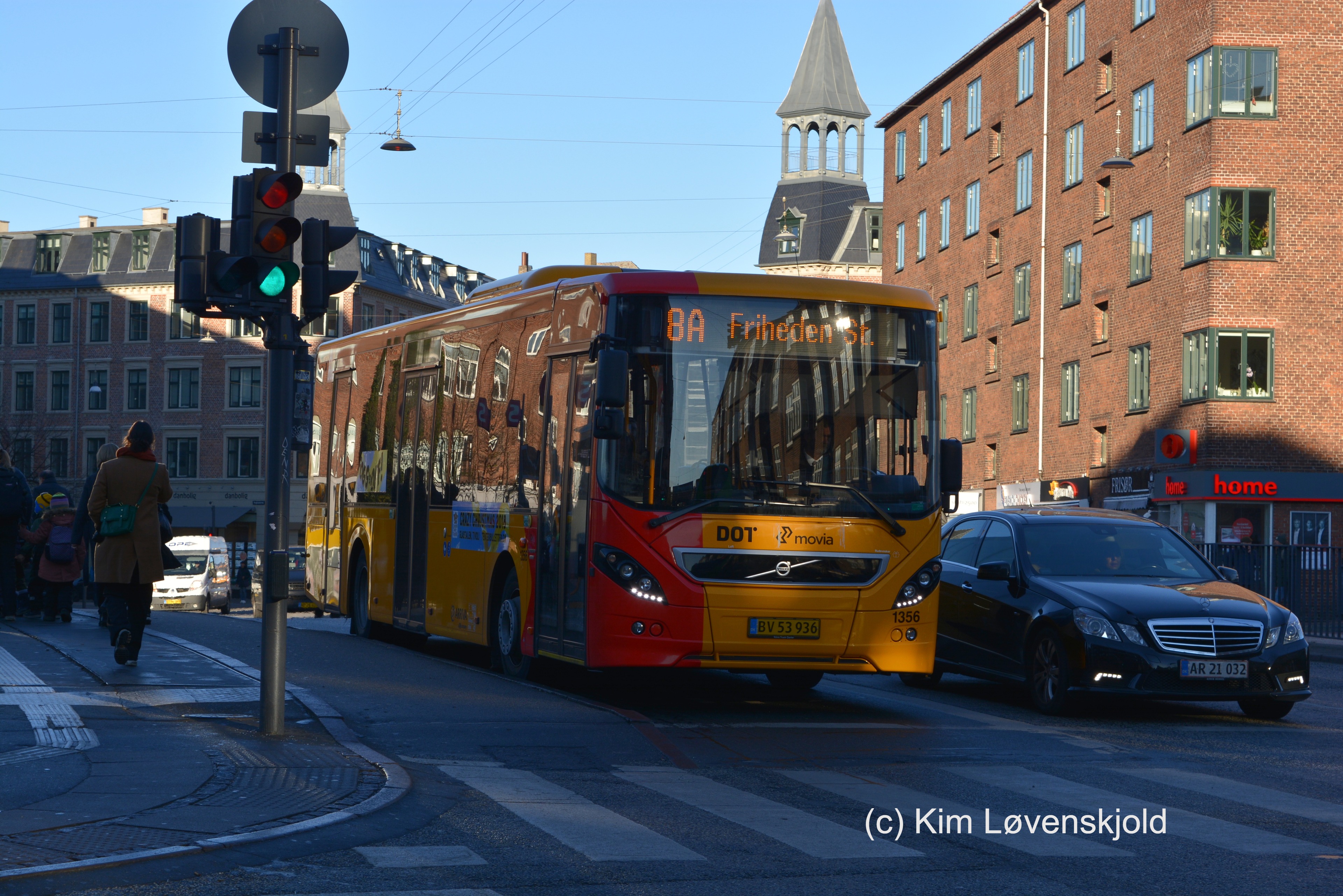 2017' Volvo 8900LE / B8RLE-60