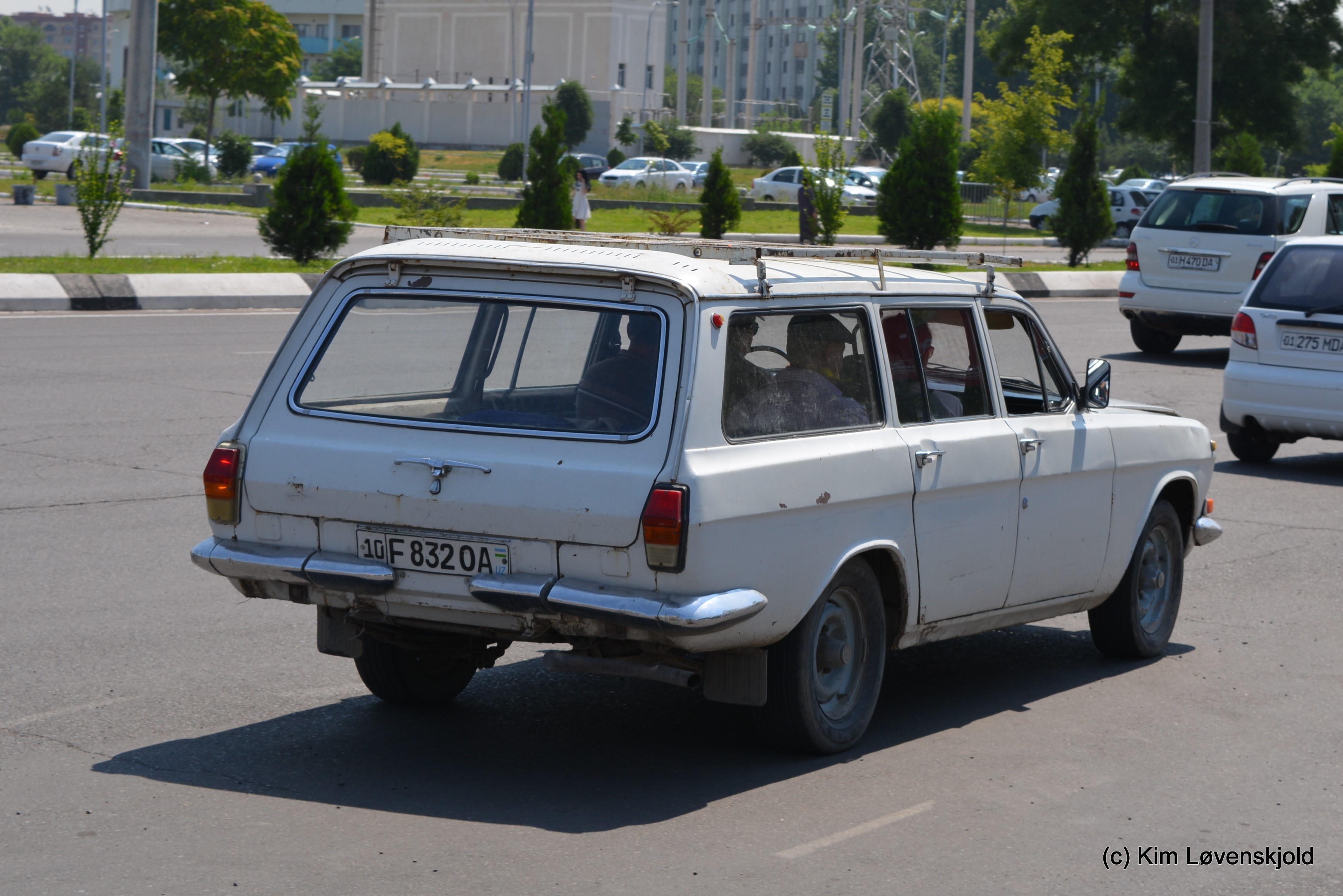 GAZ Volga 24-12