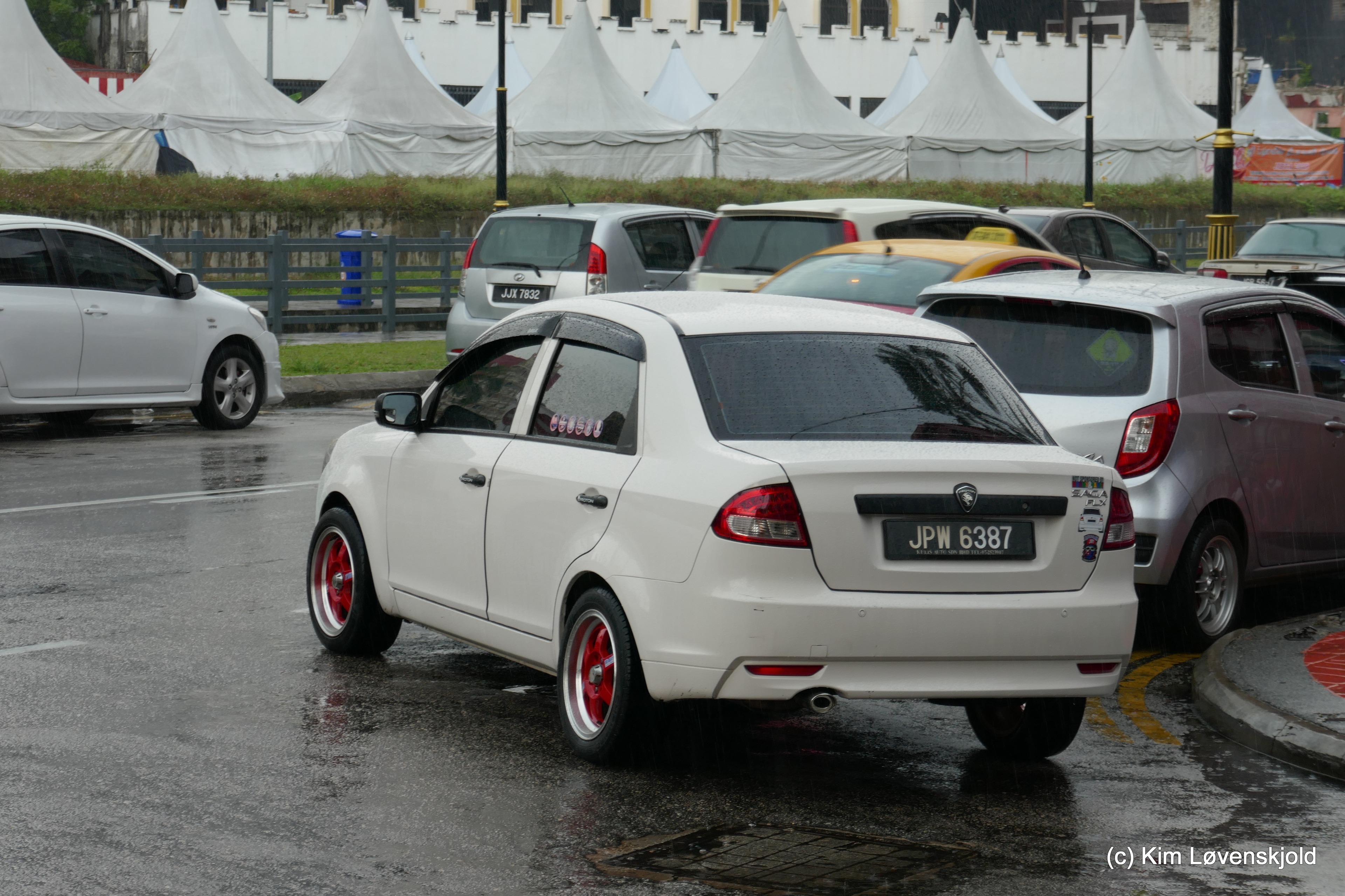 Proton Saga FLX