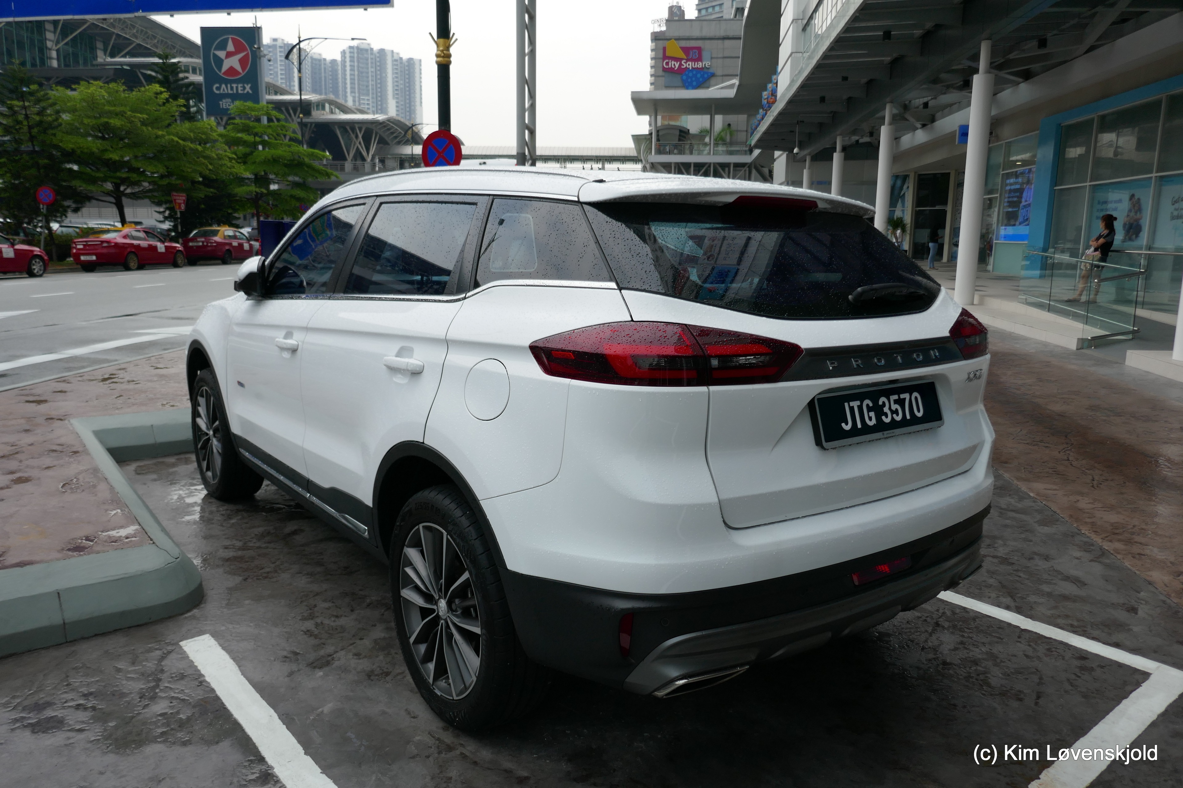 Proton X70