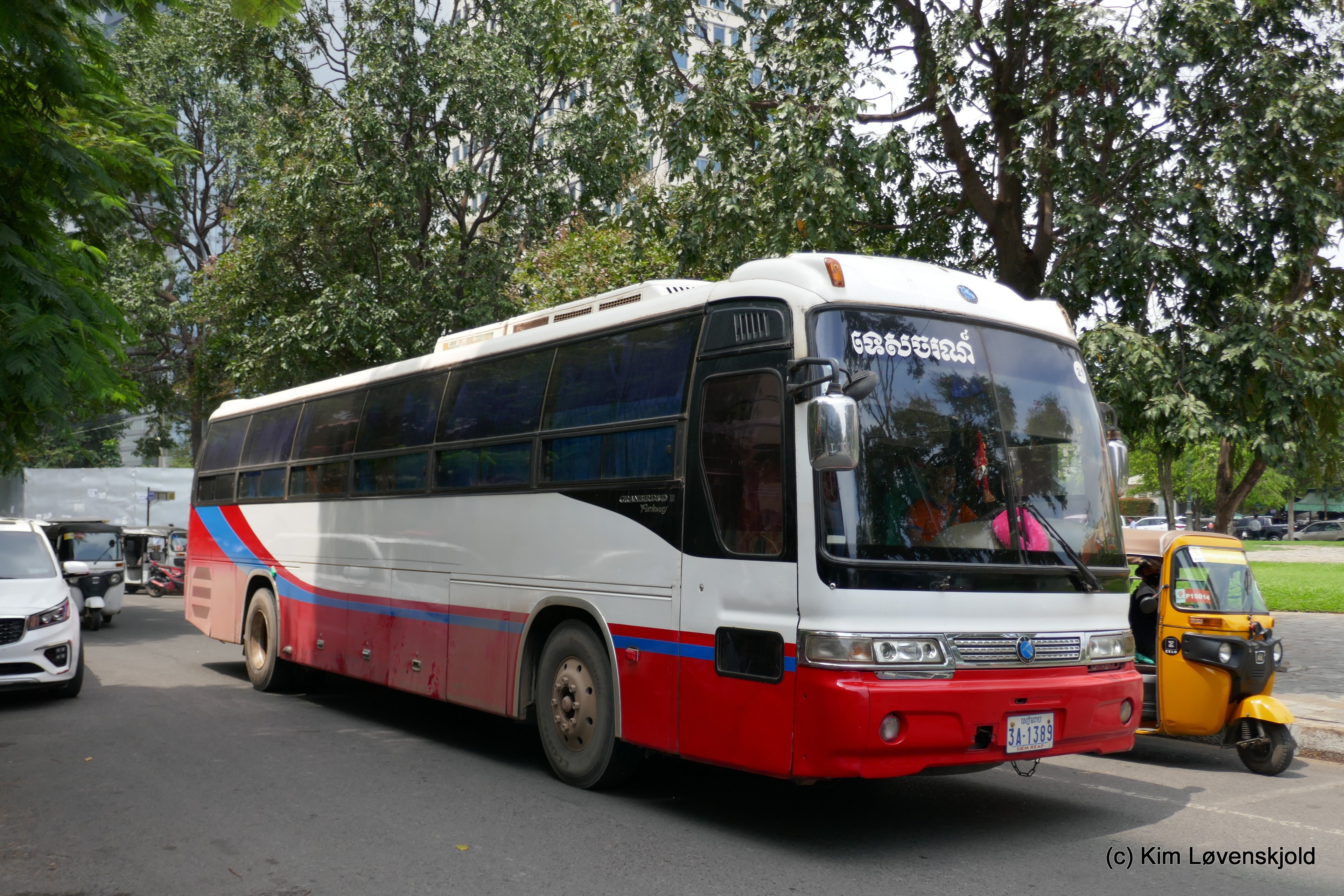 Kia Grandbird