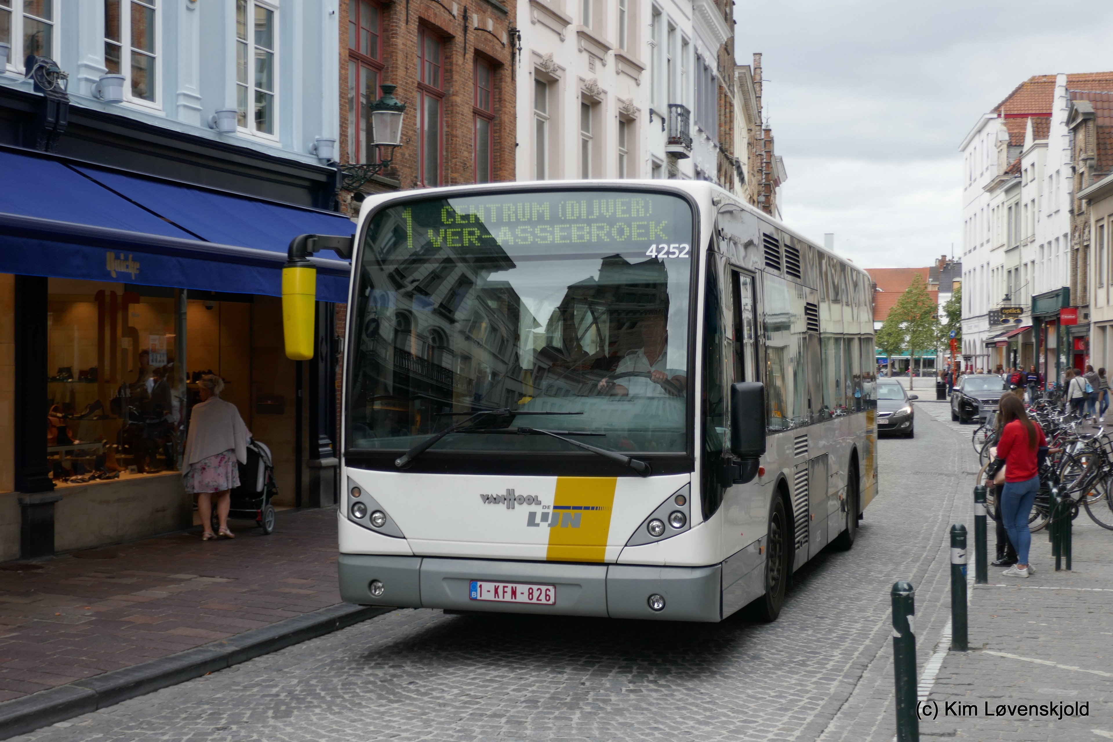 2003' Van Hool newA308