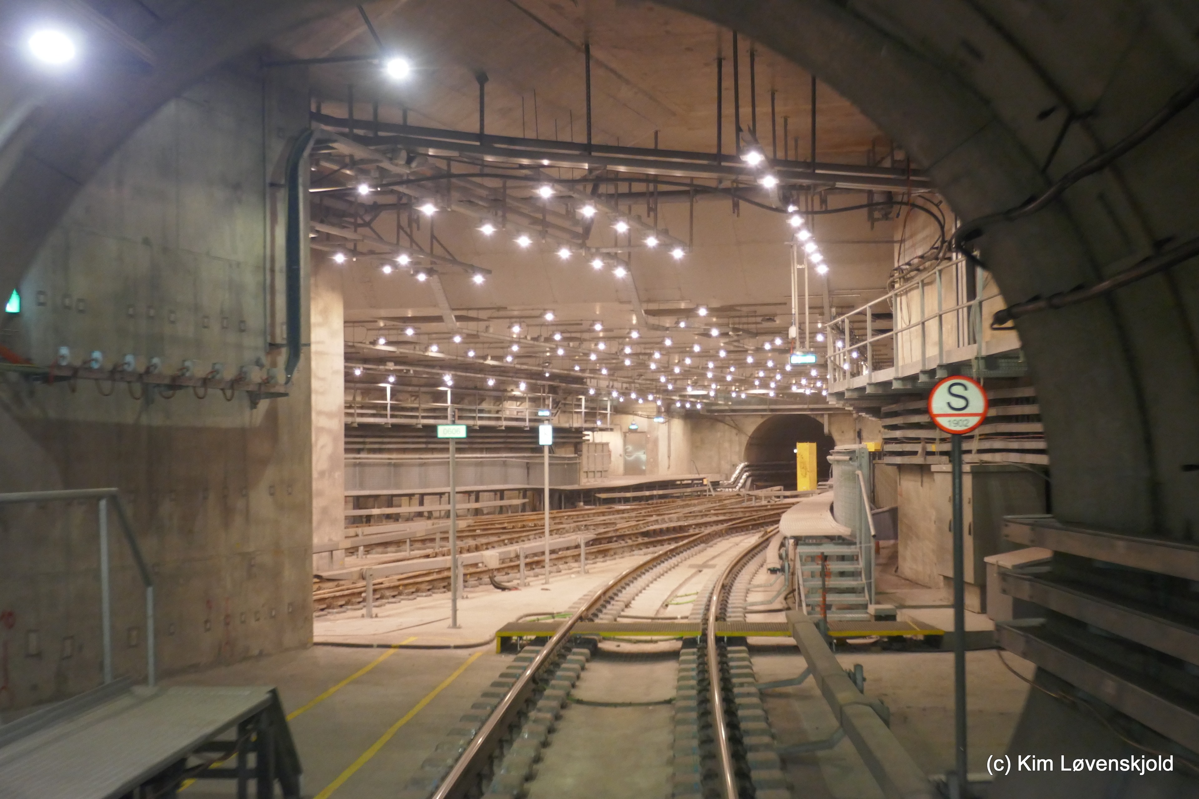 Metro M4 coming from Orientkaj/Nordhavn tube merging with the M3 tube direction Copenhagen Central Station