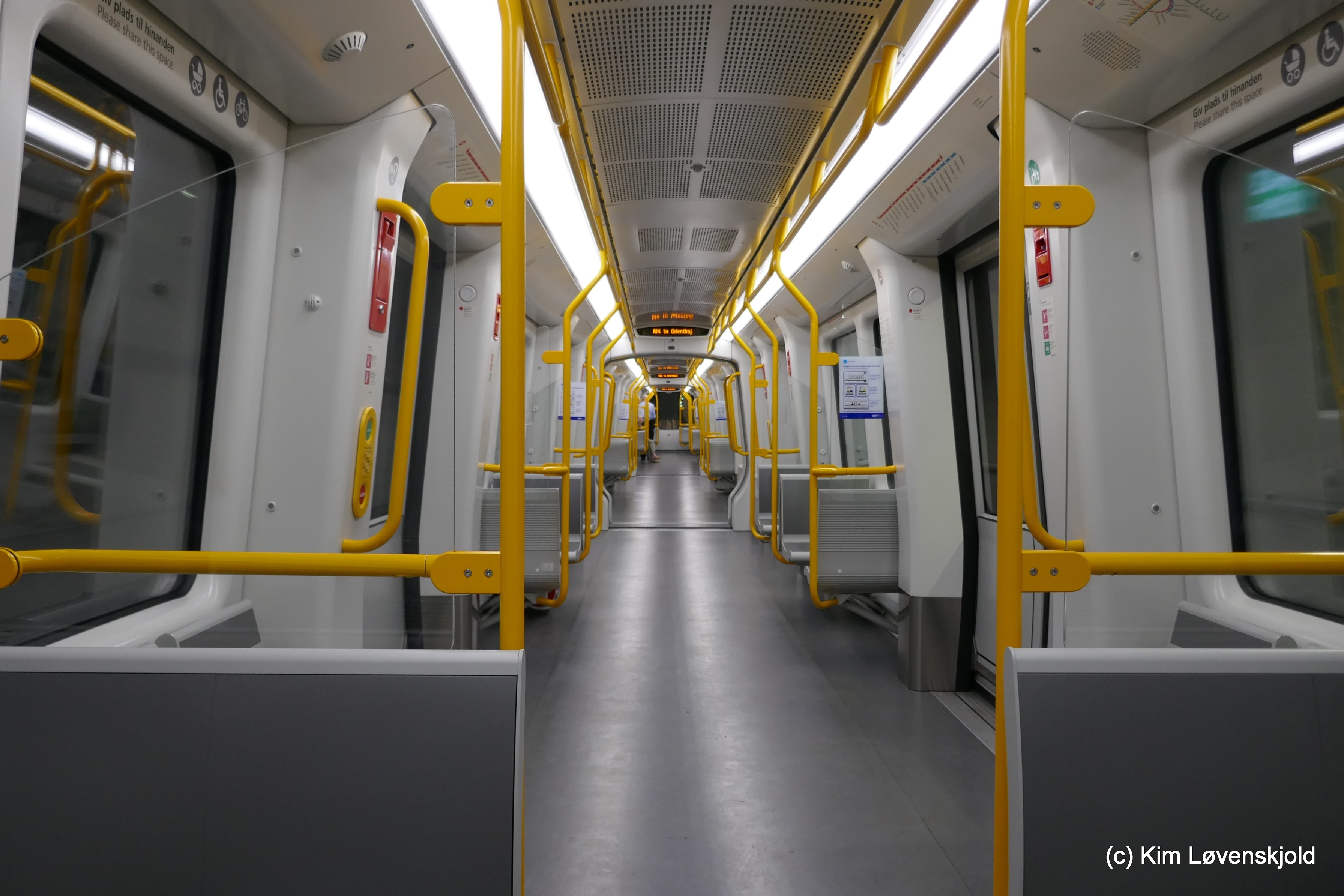 New Metro carriage on route M4