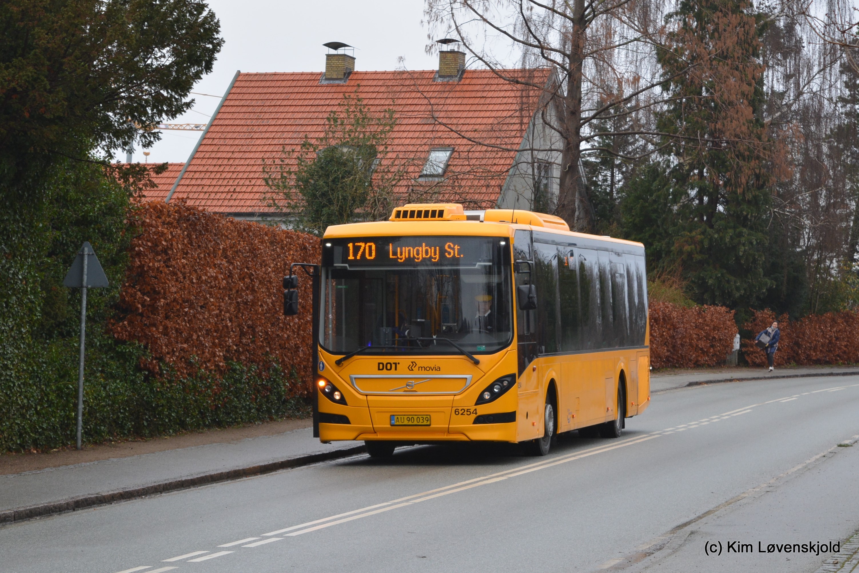 2015' Volvo 8900LE / B8RLE-60