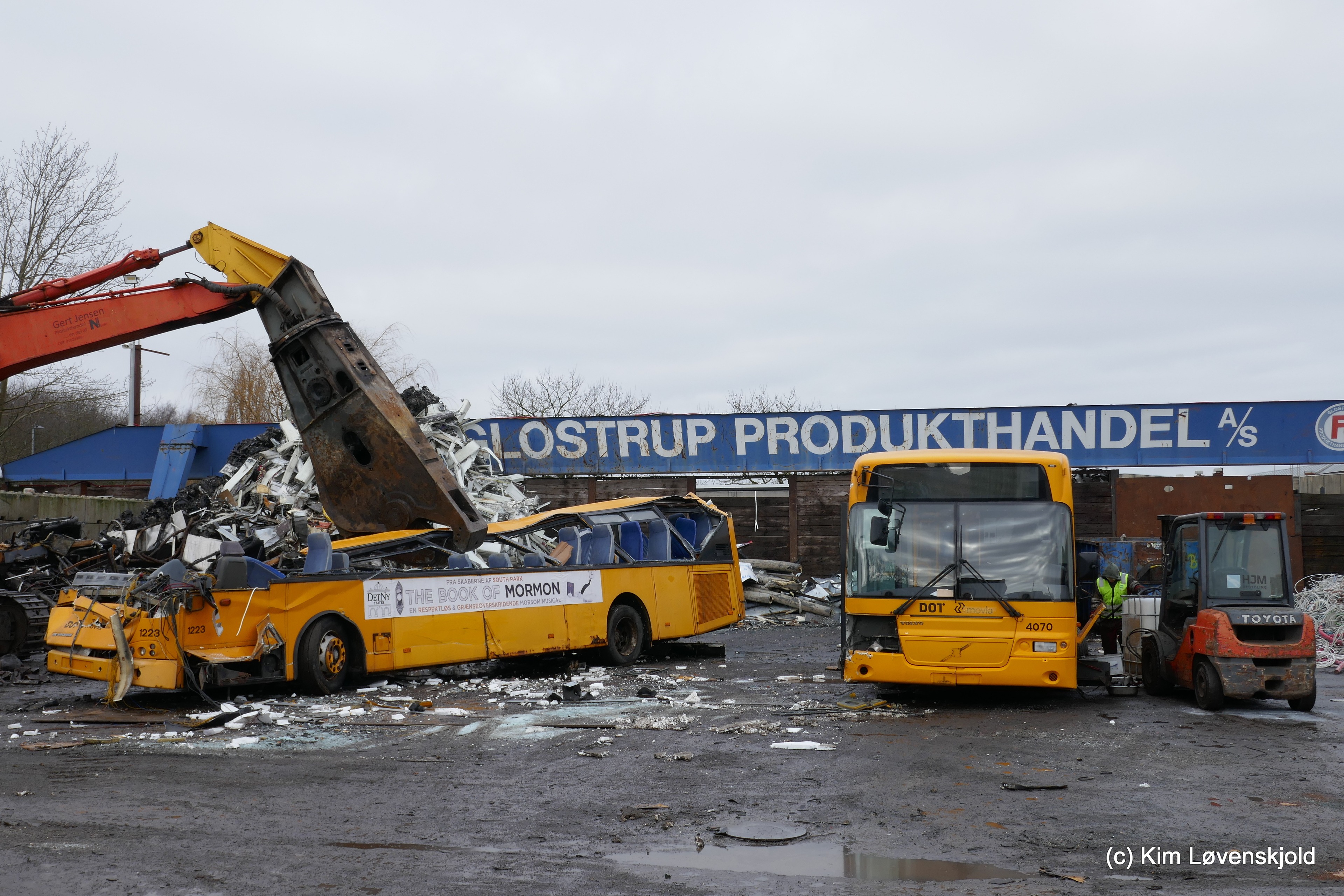 2005' DAF SB4000 VDL Jonckheere Transit & 2009' Volvo B7RLE-60 Säffle 8500LE