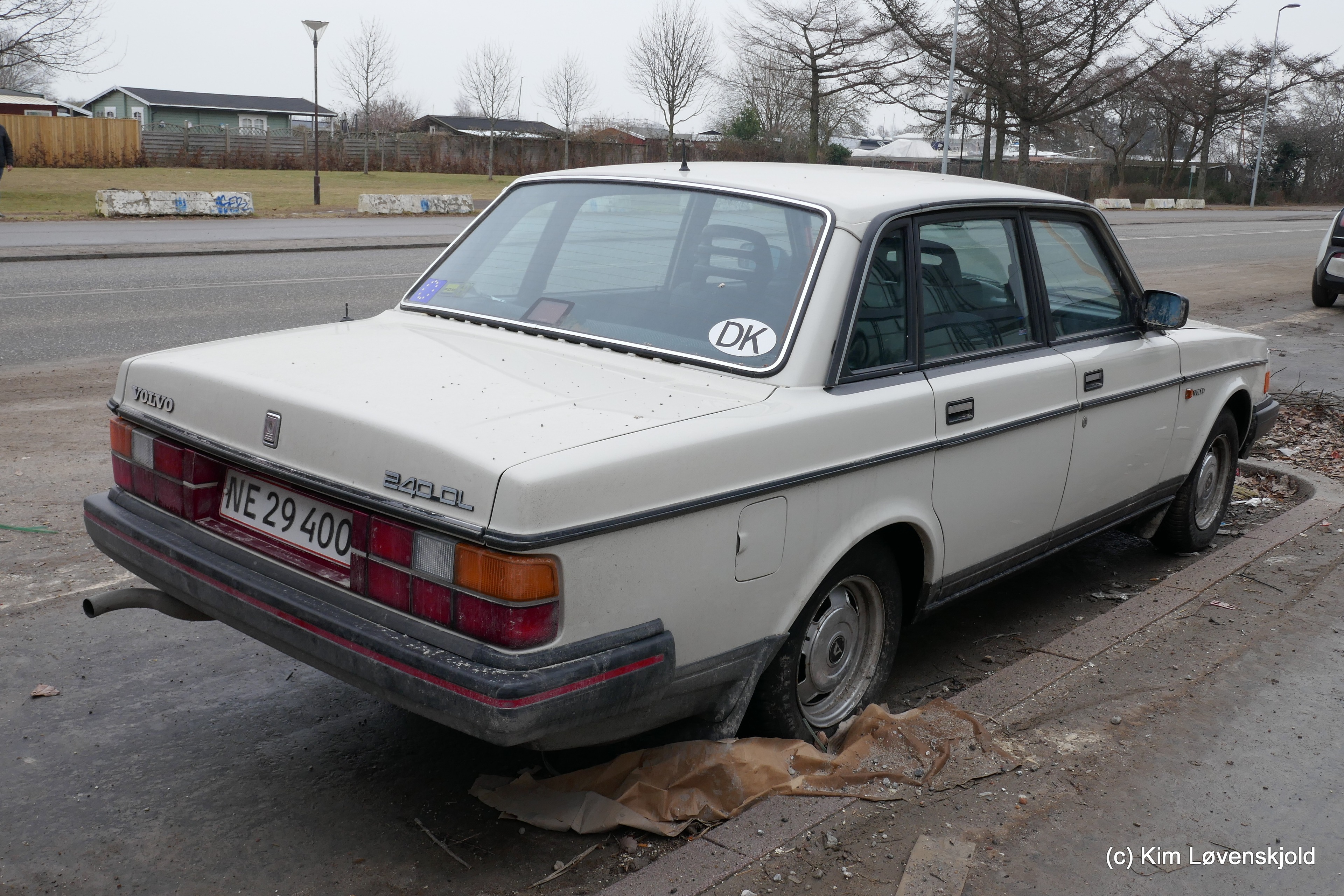 1988' Volvo 240 DL