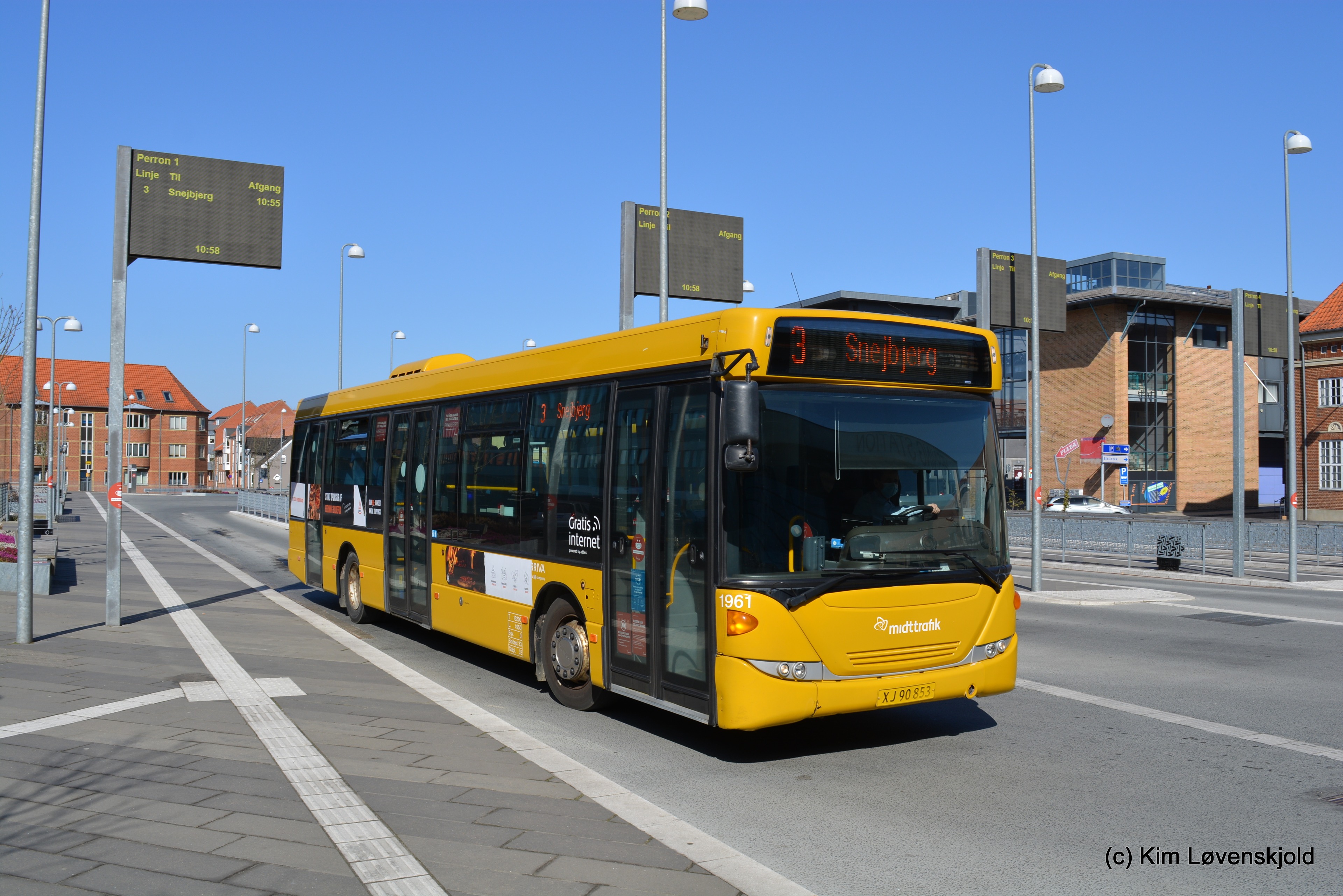 2009' Scani CK230UB OmniLink