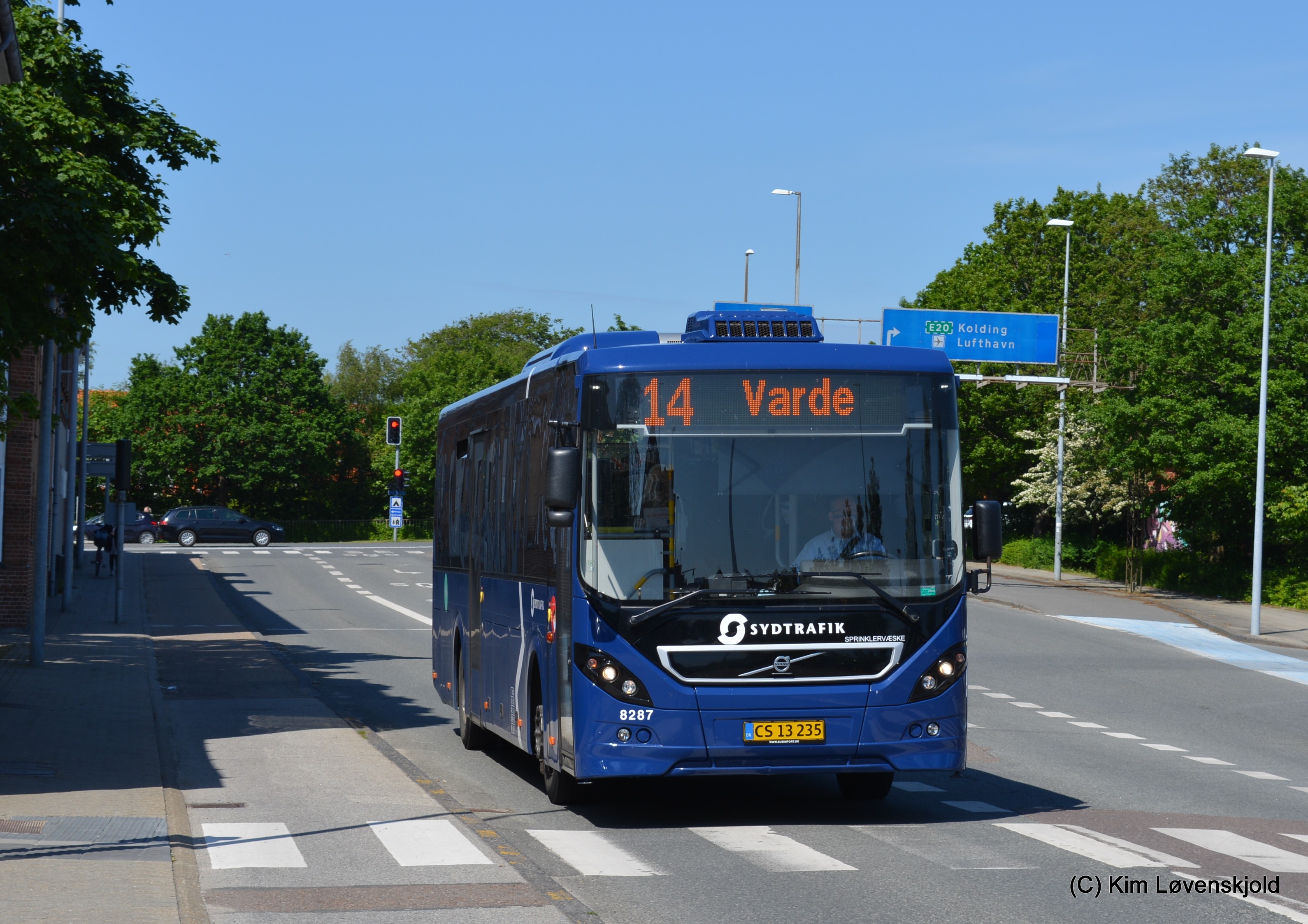 2015' Volvo B8R / 8900