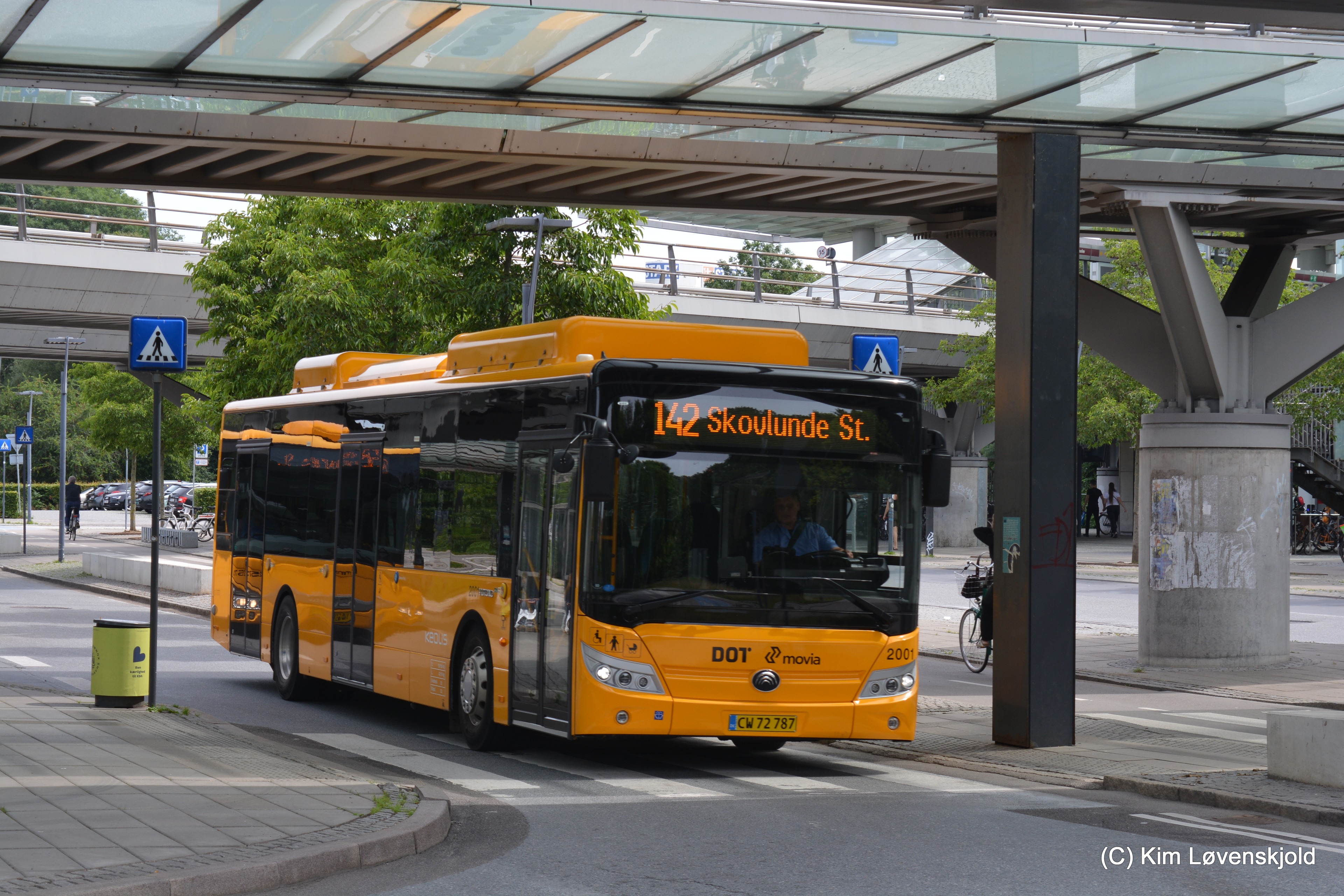 2021' Yutong E12LF