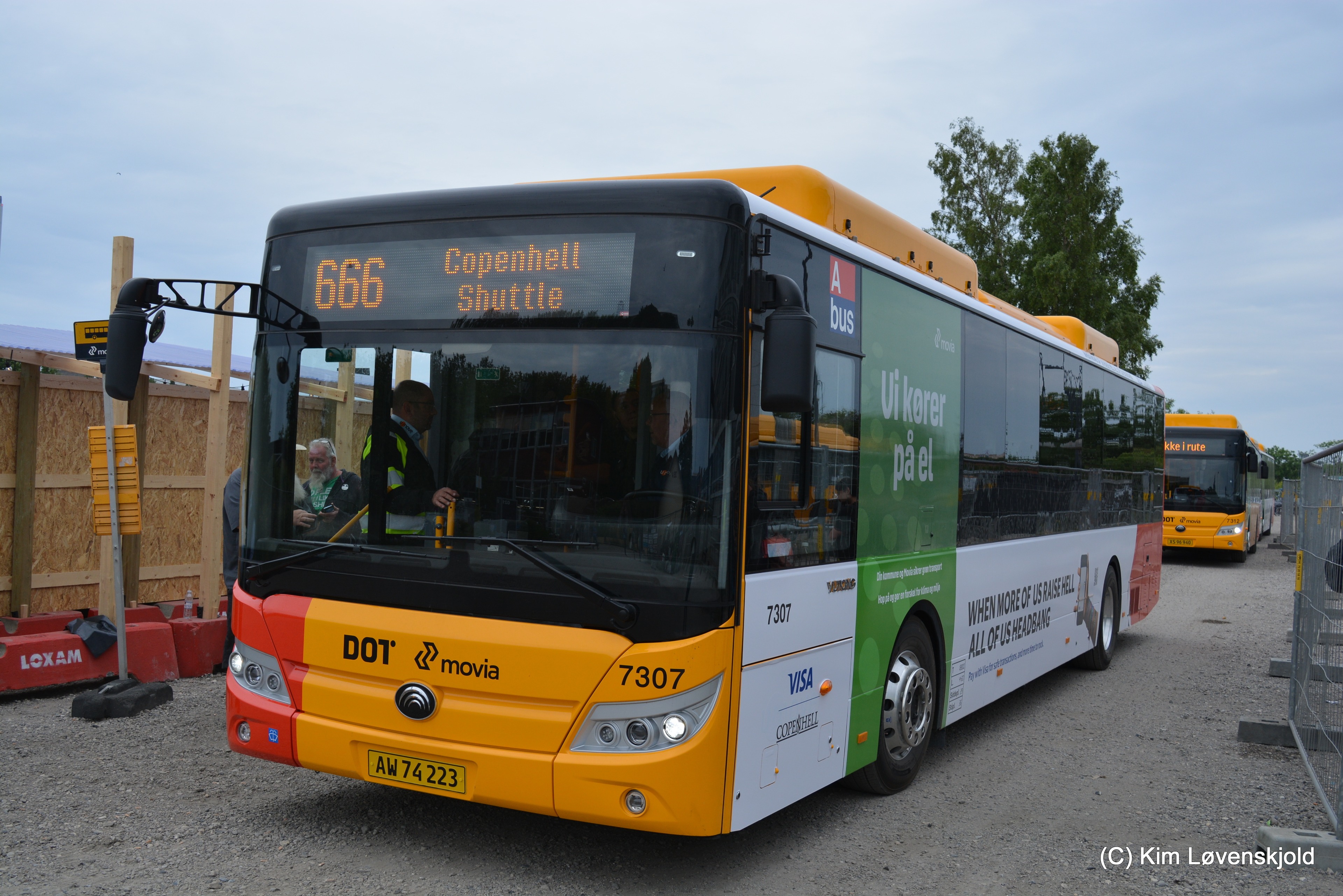2022' Yutong E12LF