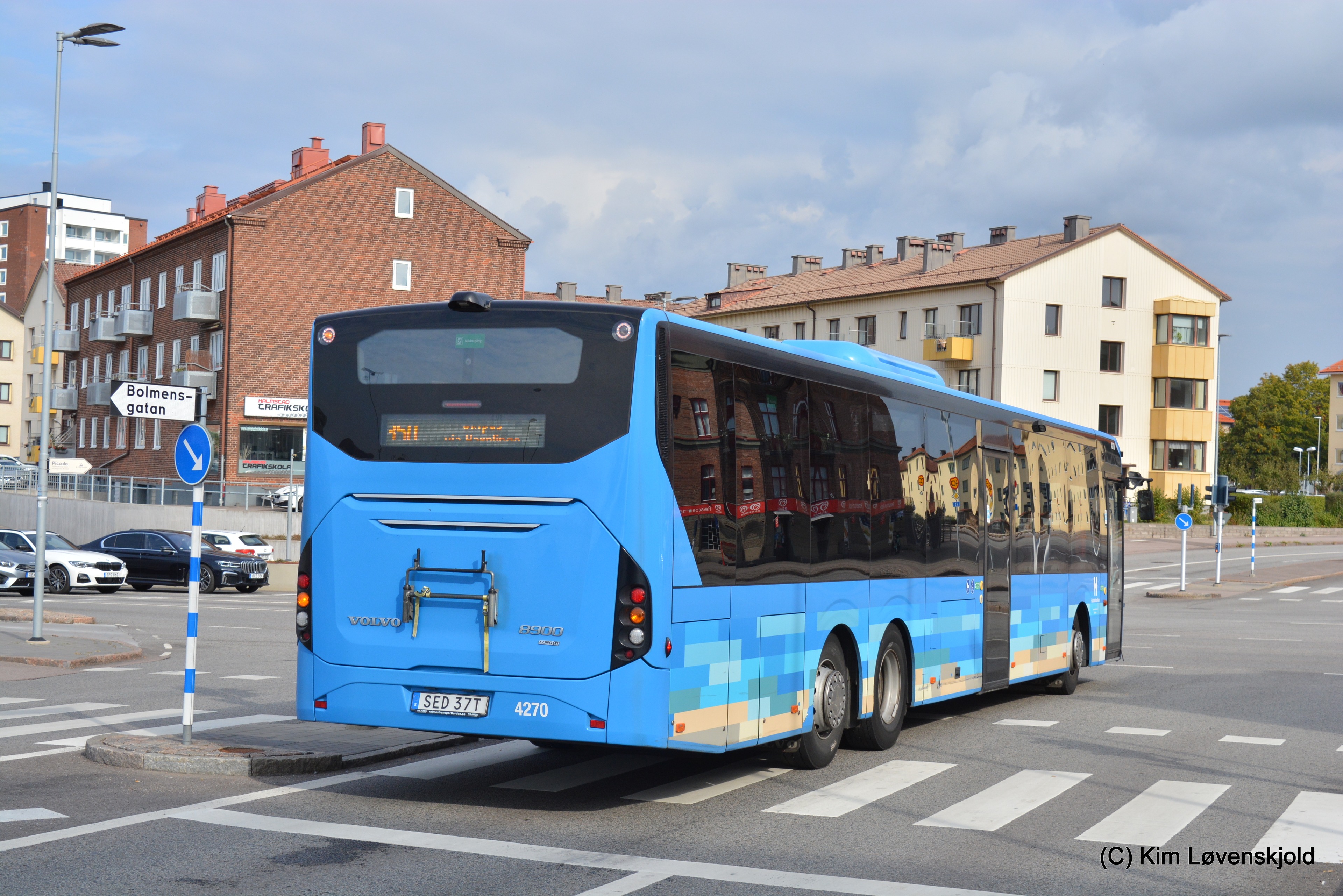 2020' Volvo B8RLE 6x2 / 8900LE