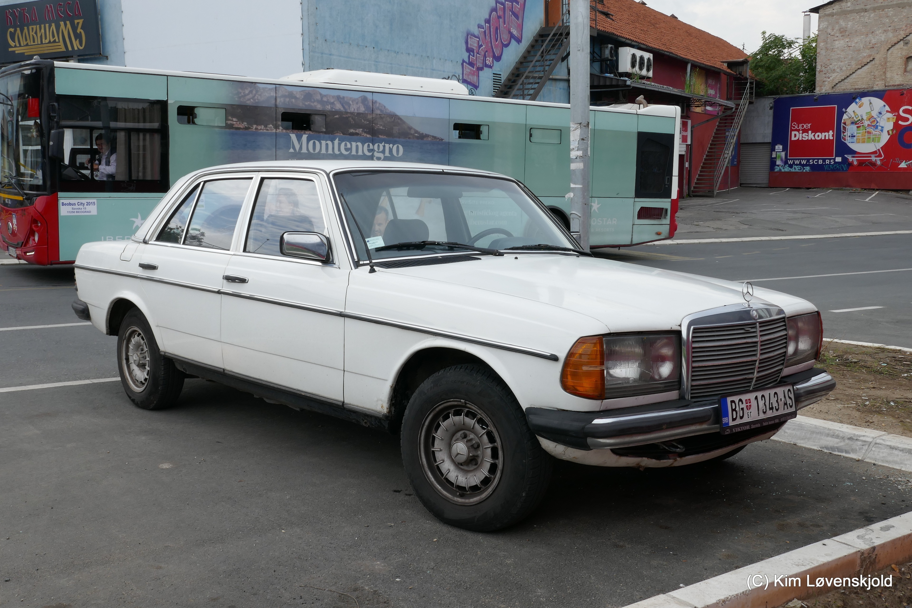 Mercedes W123