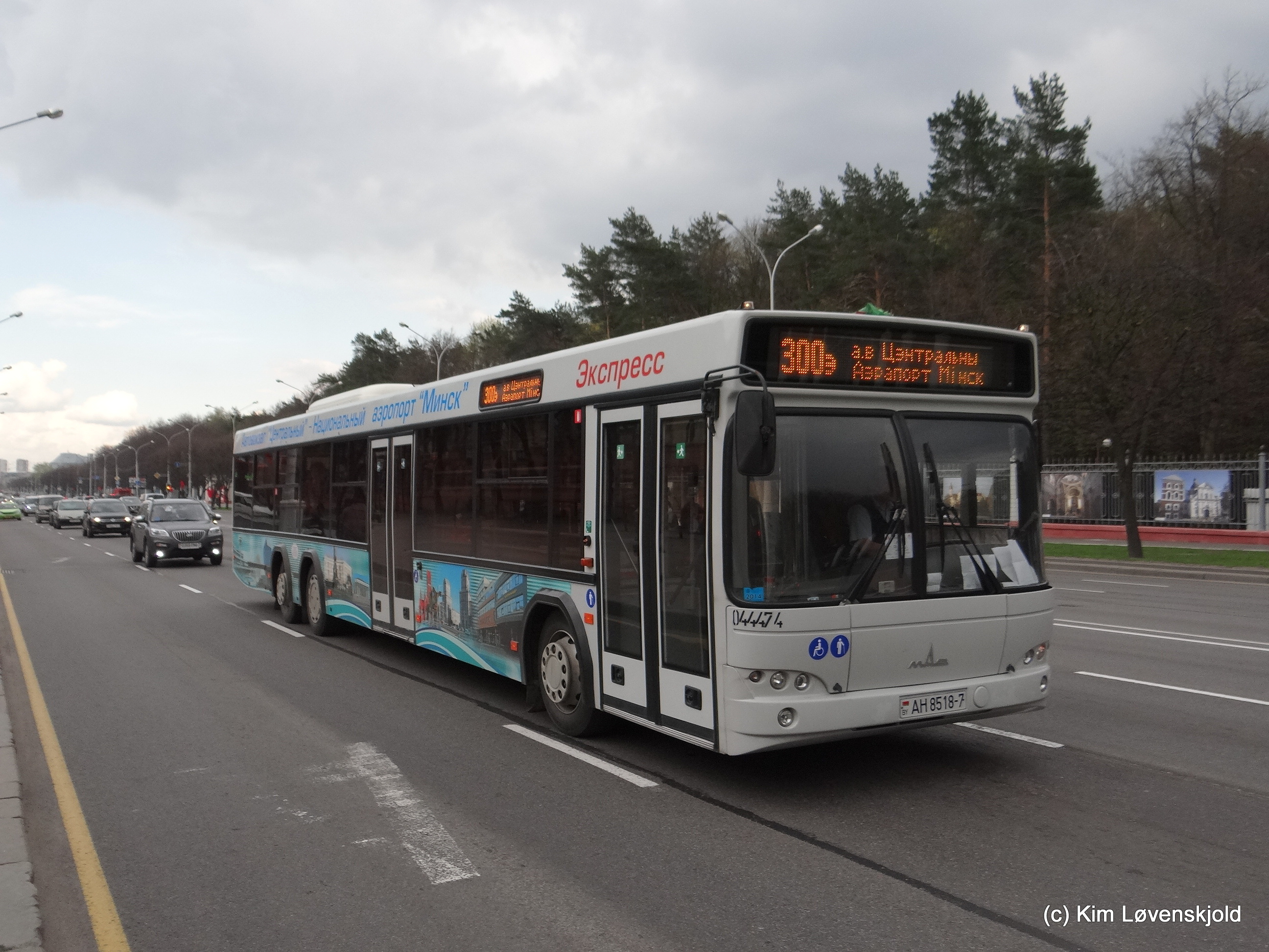 MAZ 107