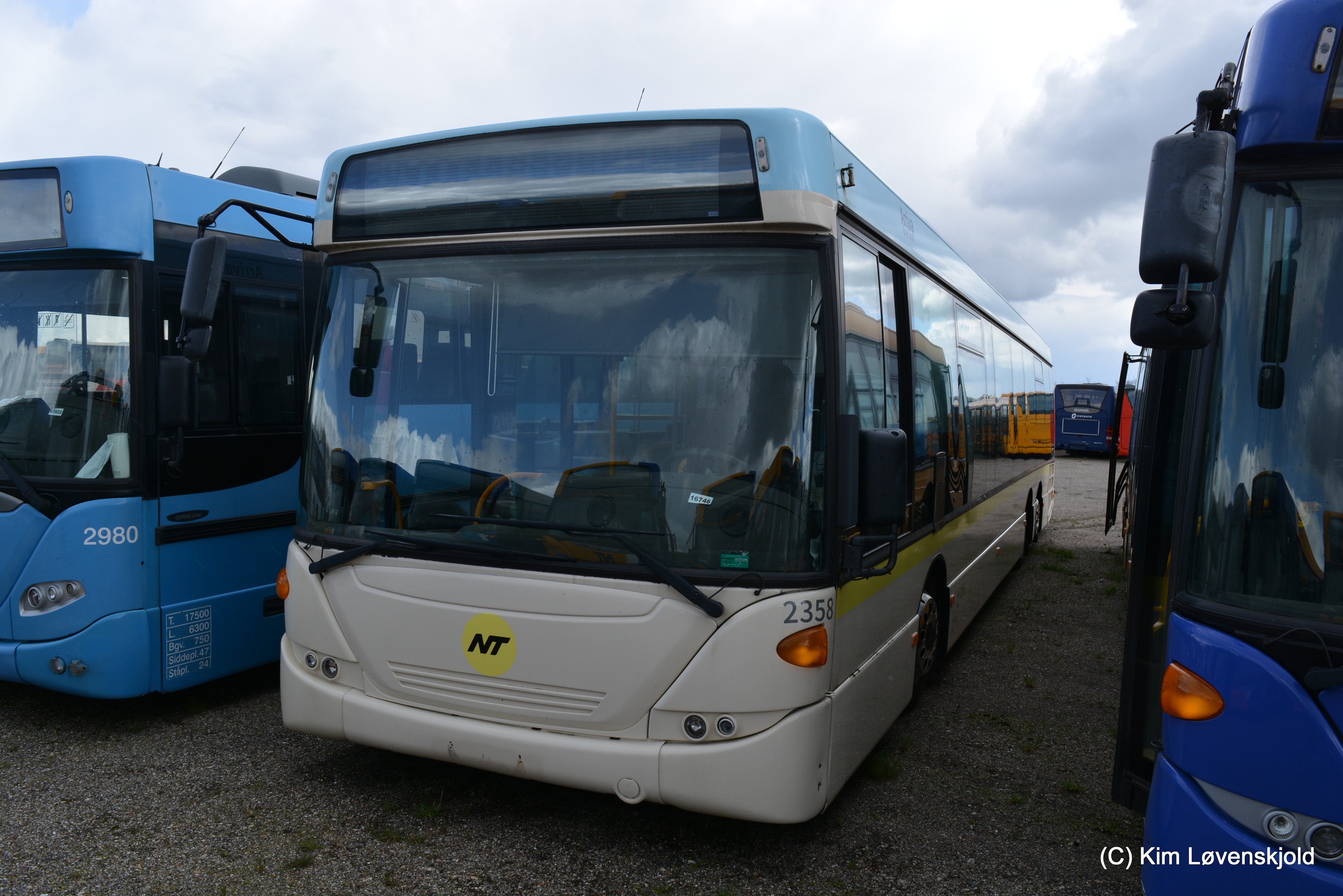 2009' Scania CK280UB Omnilink