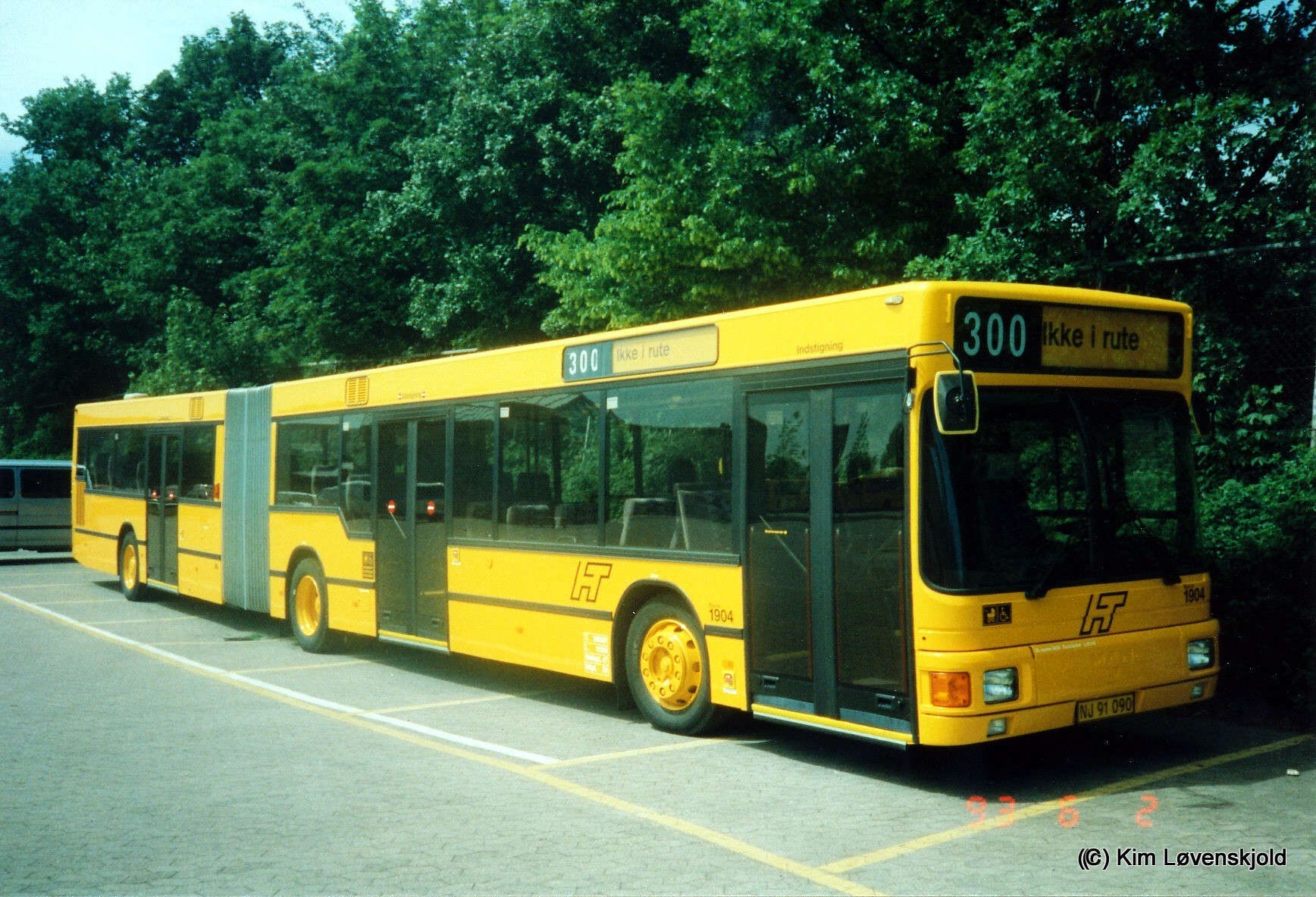 1993' MAN NG272