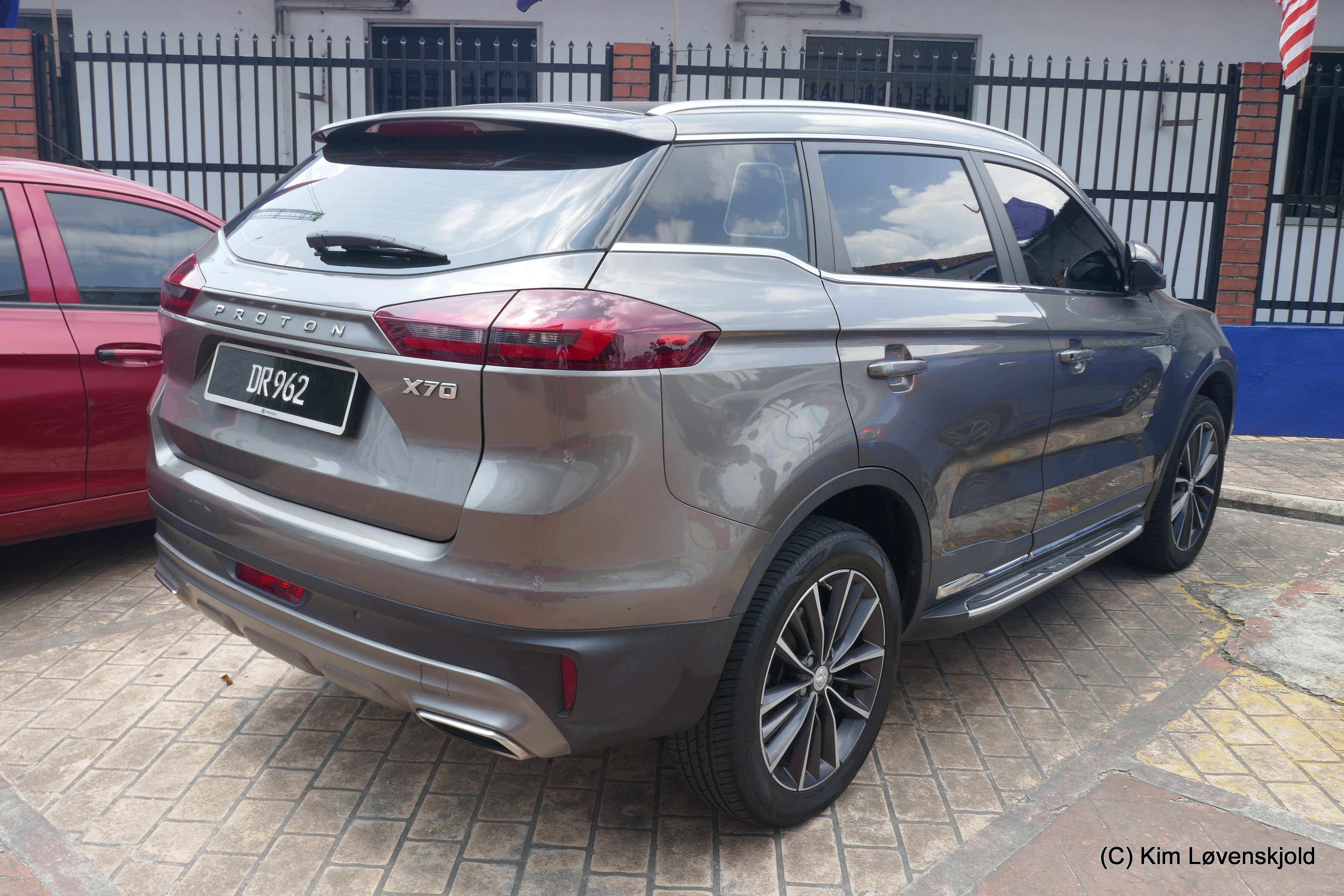 Proton X70