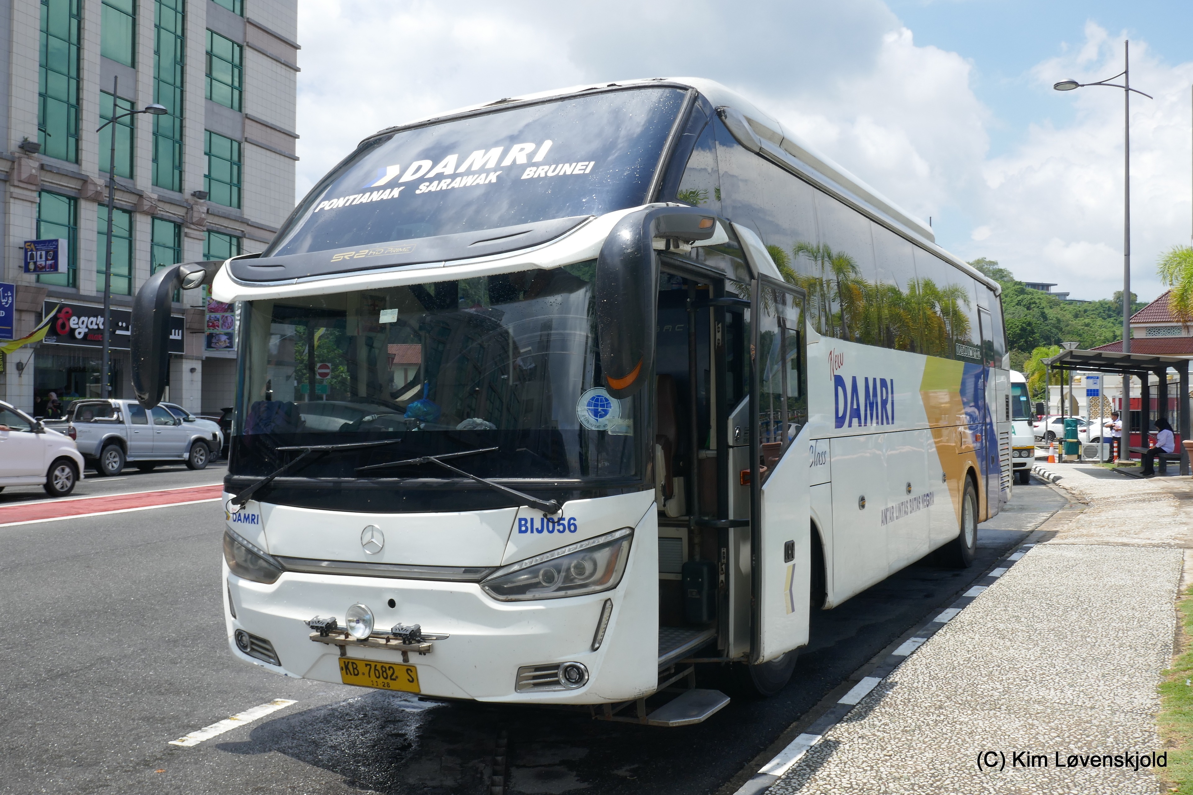 Mercedes Laksana SR2