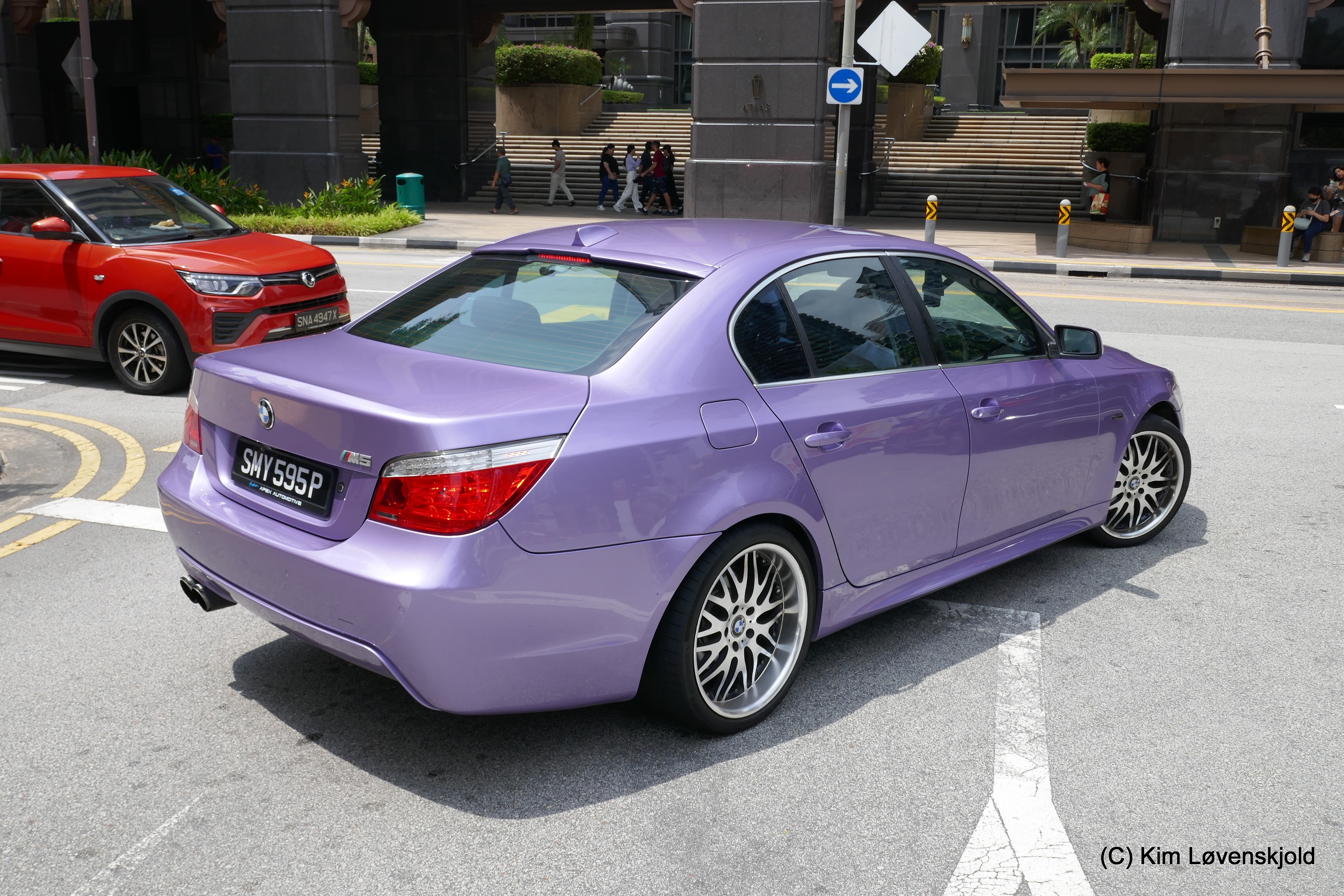 BMW 525i (E60)