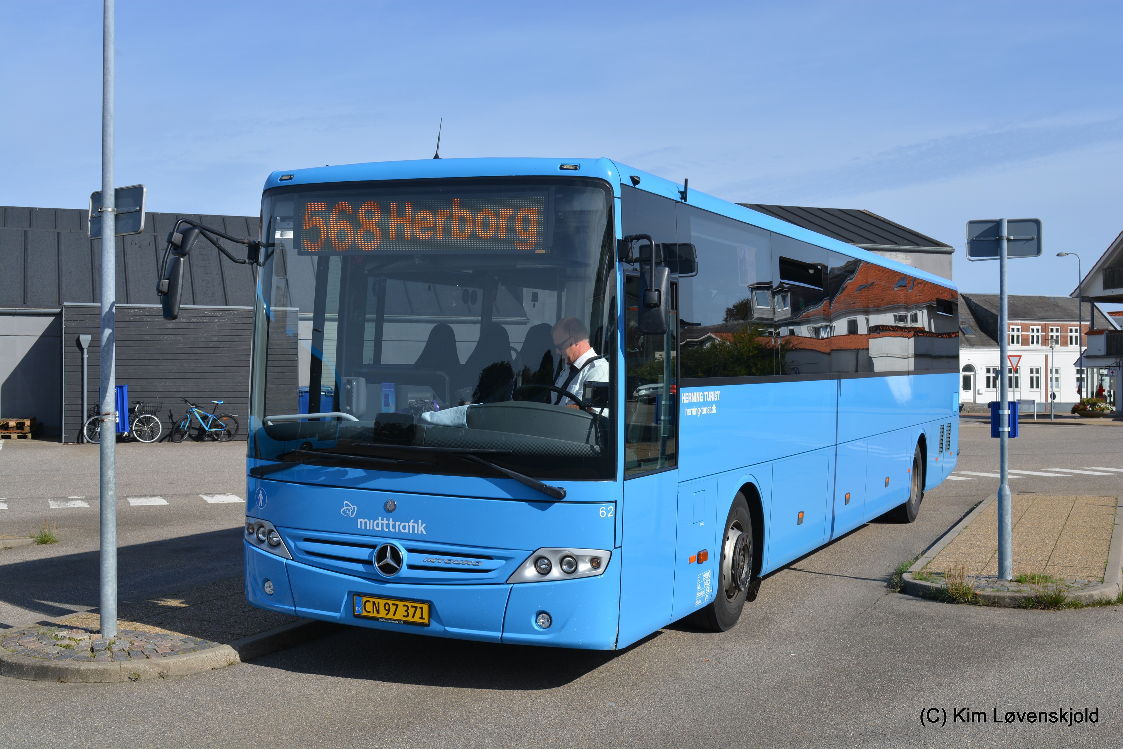 2020' Mercedes Intouro L