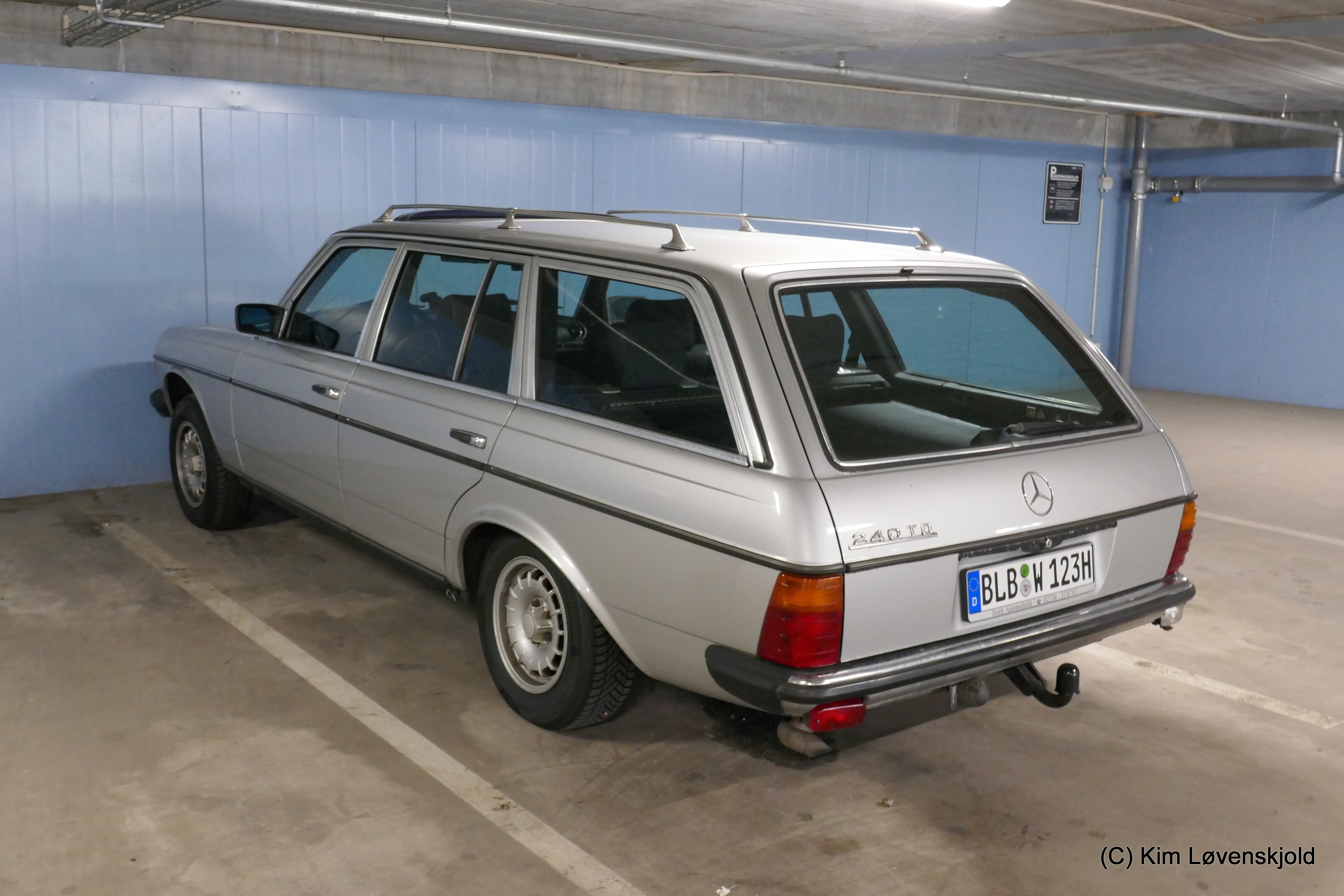 Mercedes 240TD / S123