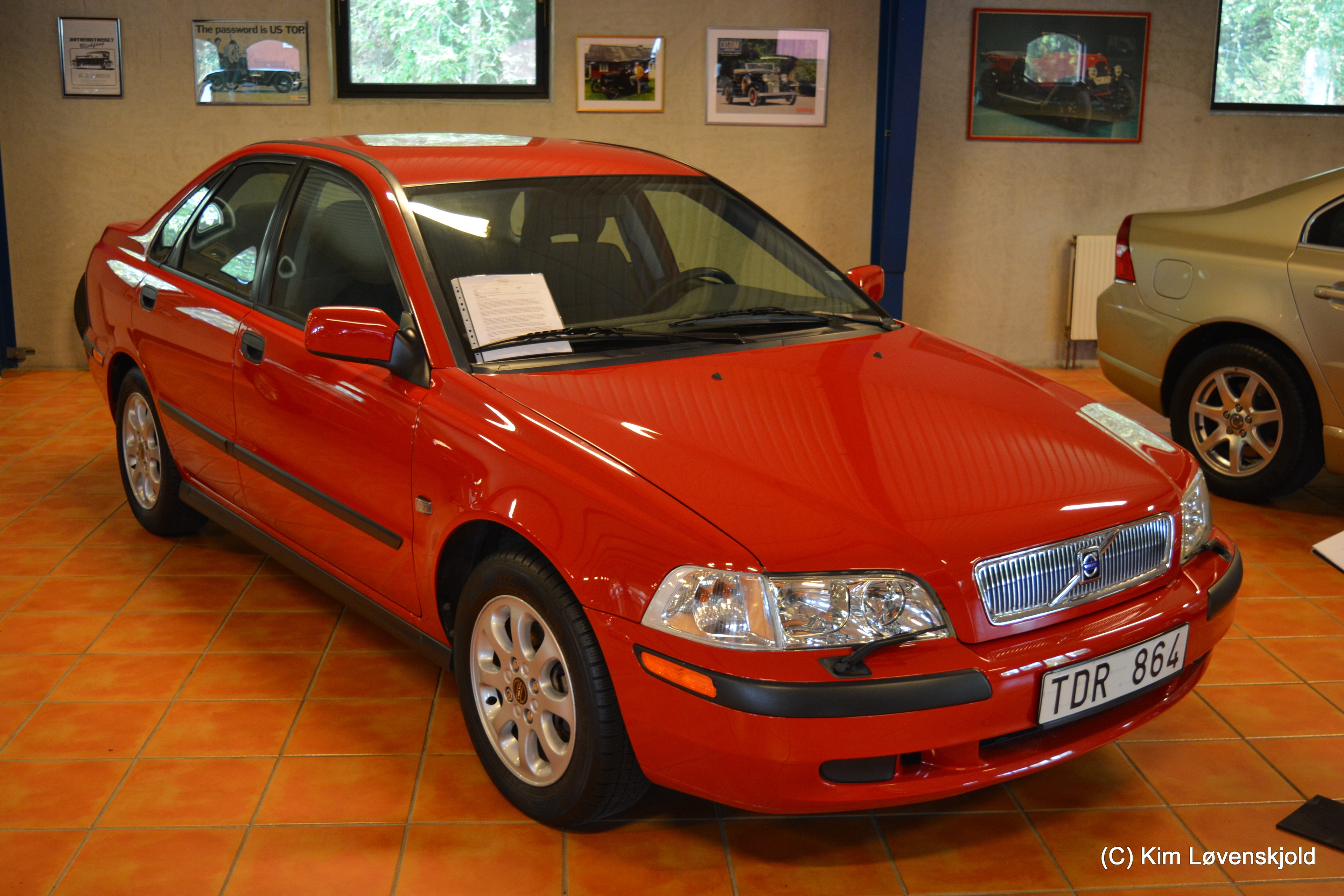 2002' Volvo S40 1,6