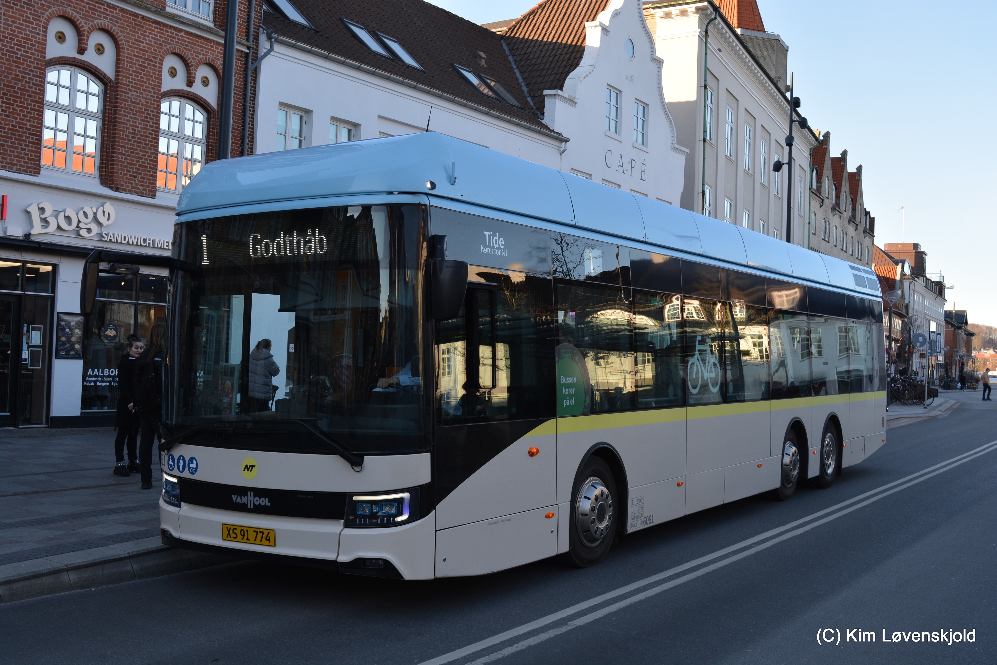 2022' Van Hool A13