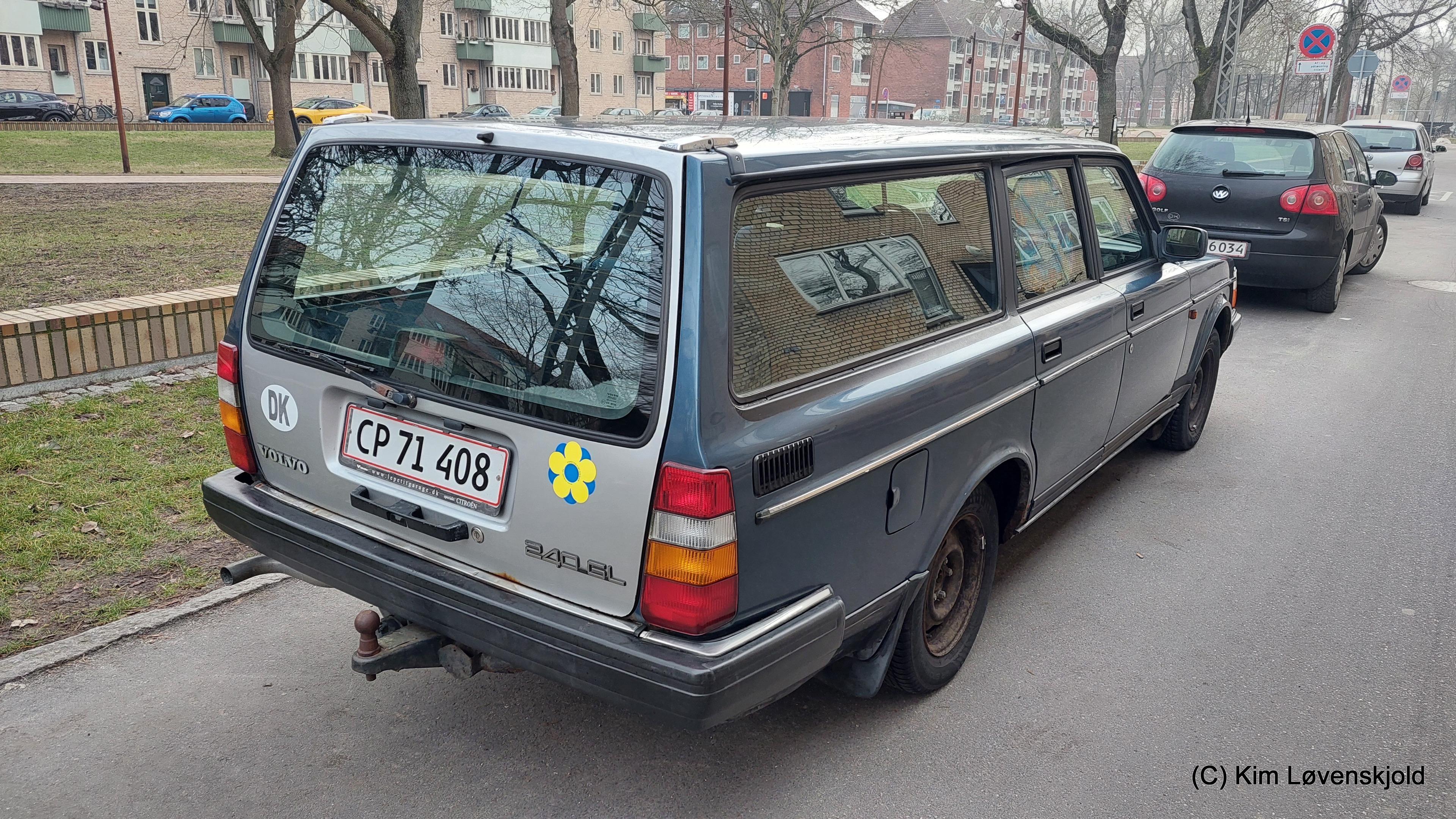 1993' Volvo 240 GL