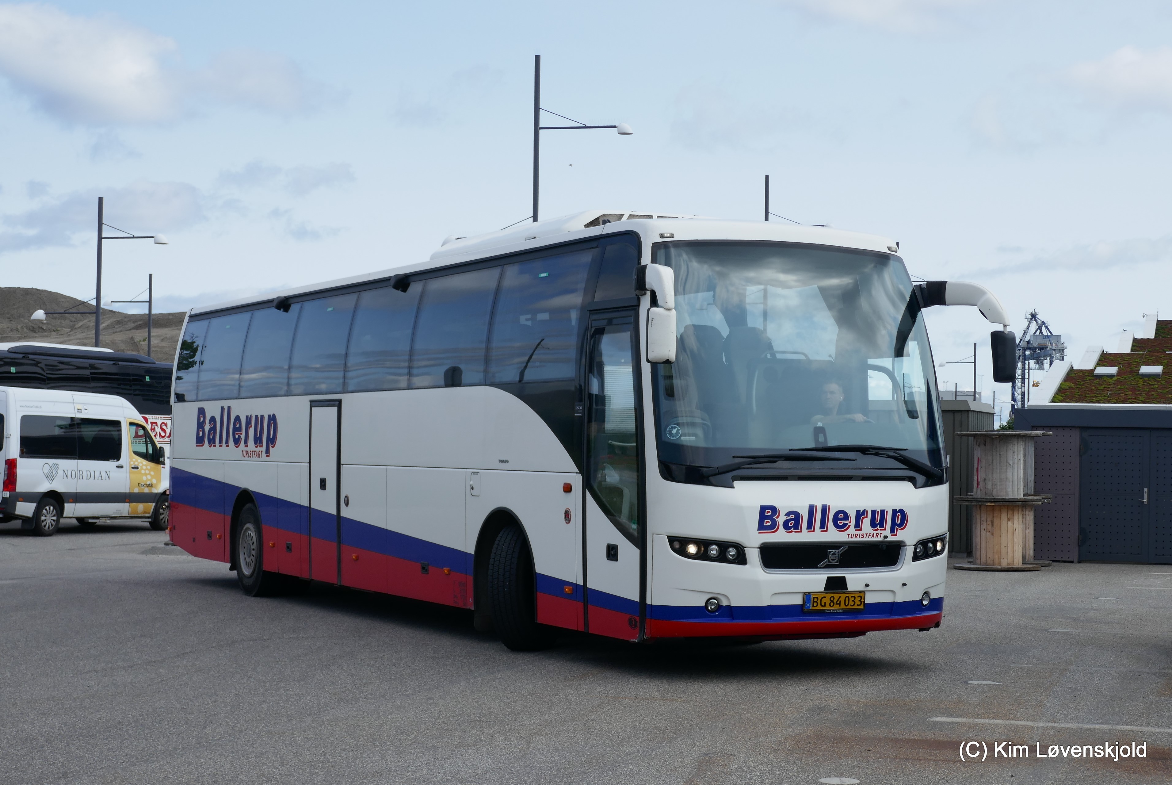 2016' Volvo B8R / 9500