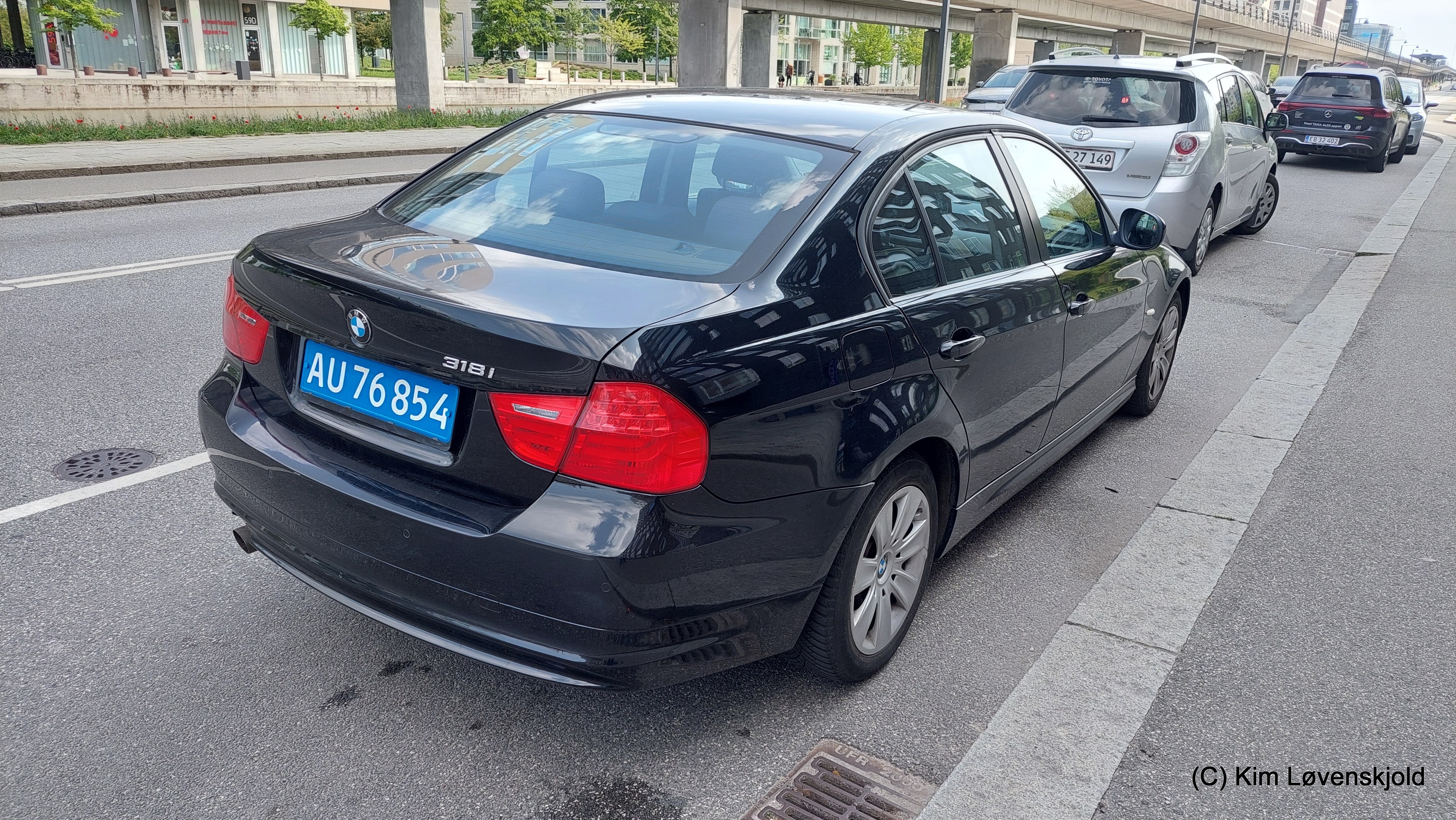 2010' BMW 318i