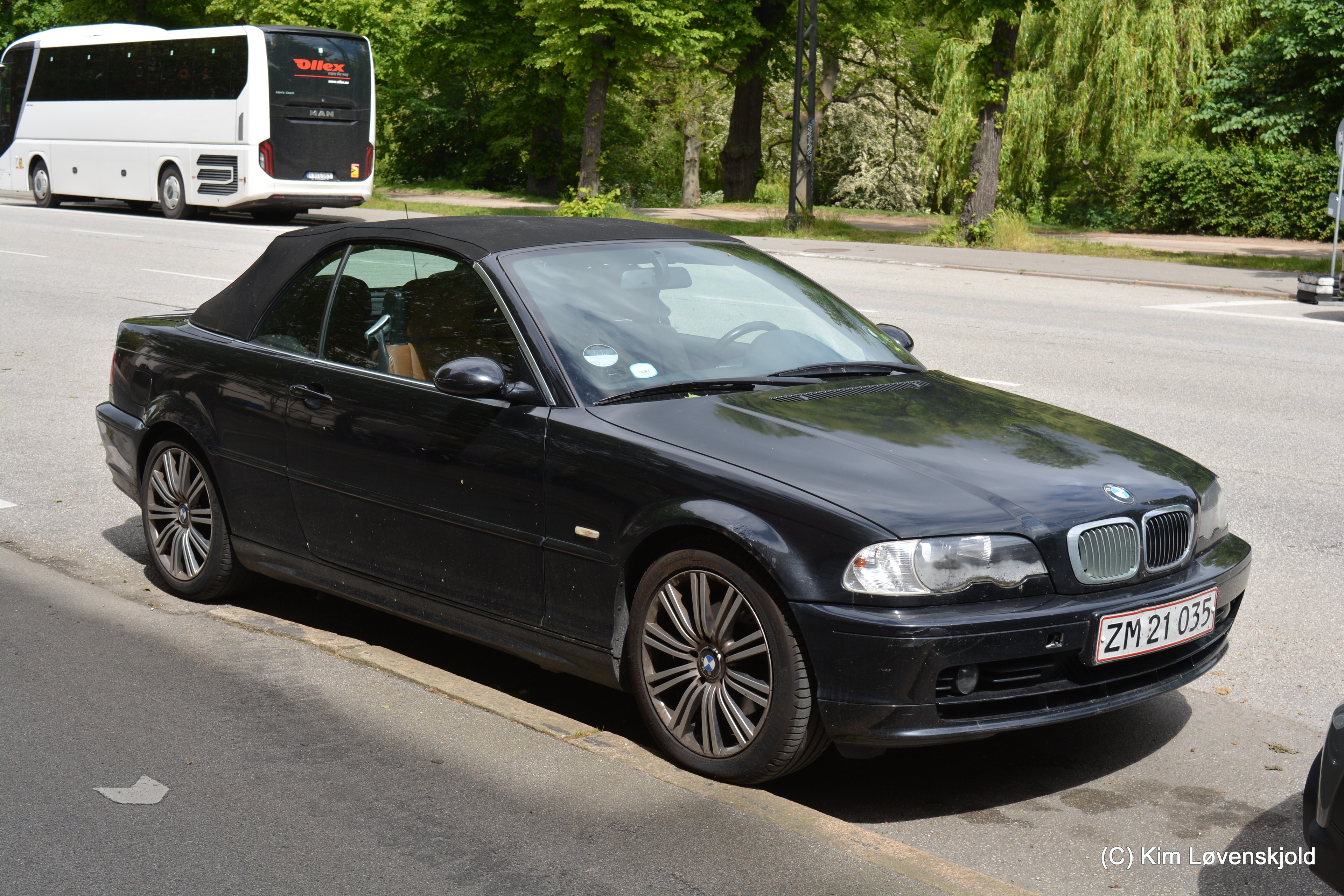 2001' BMW 325 Ci