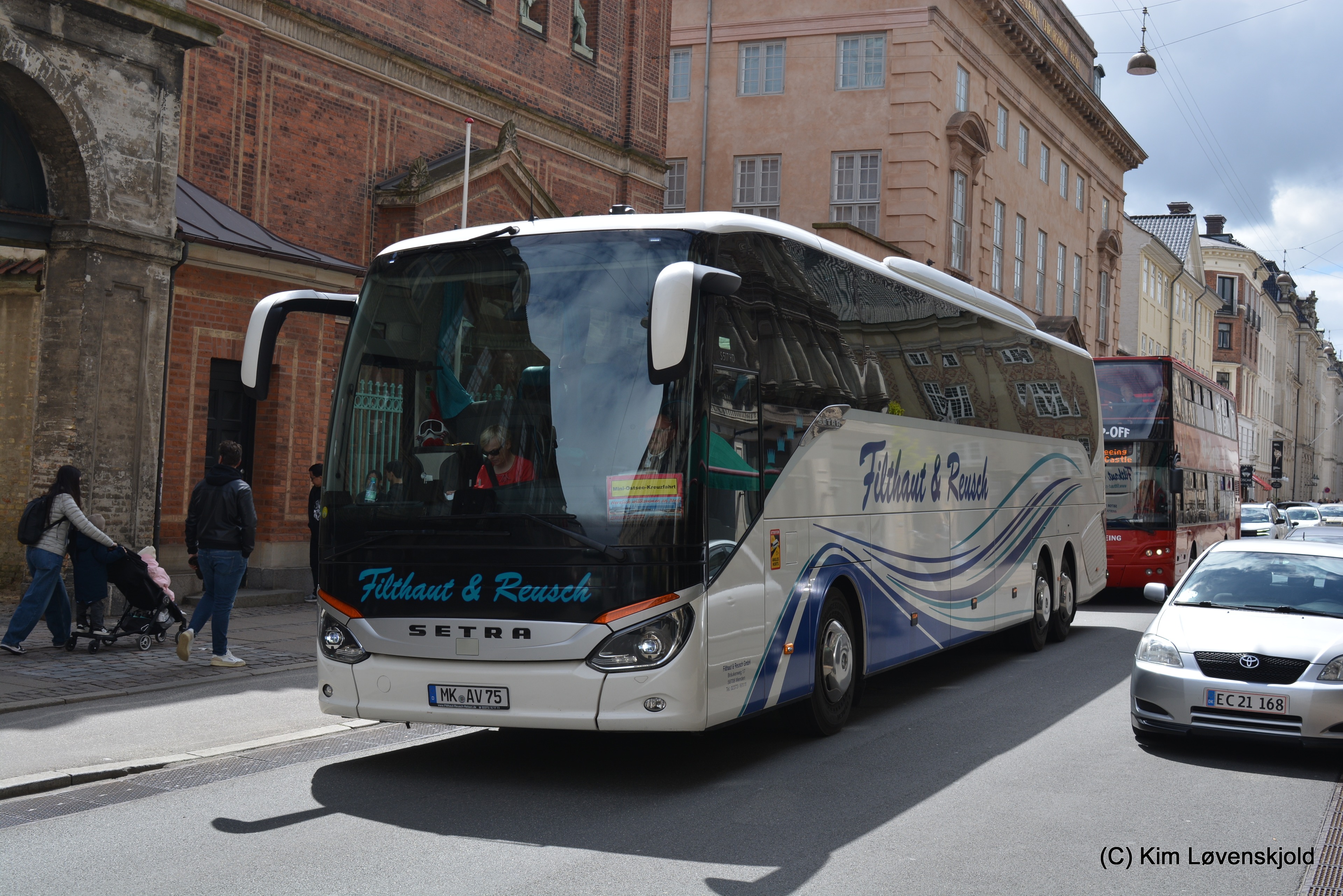 Setra S517HD
