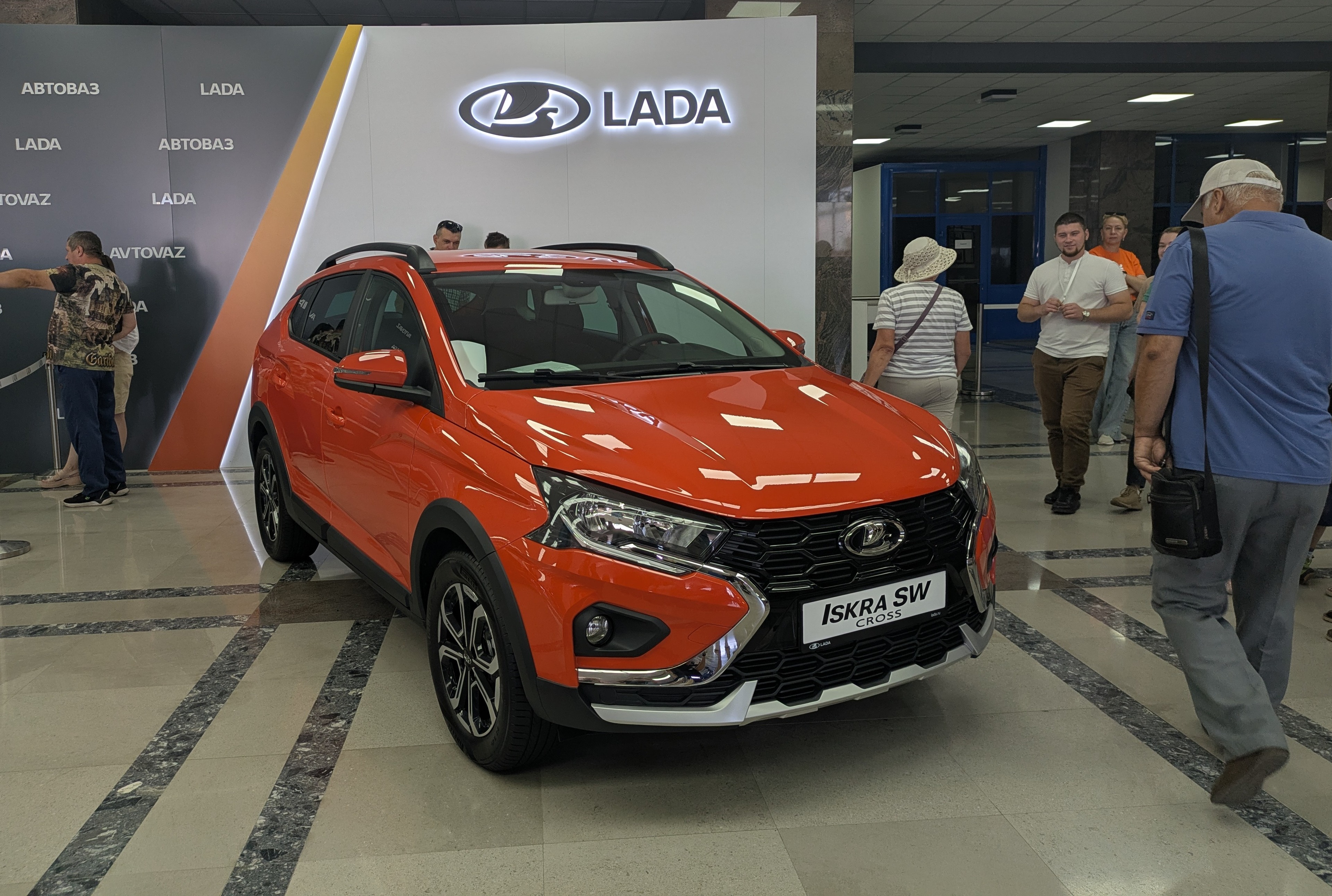 Lada Iskra SW Cross